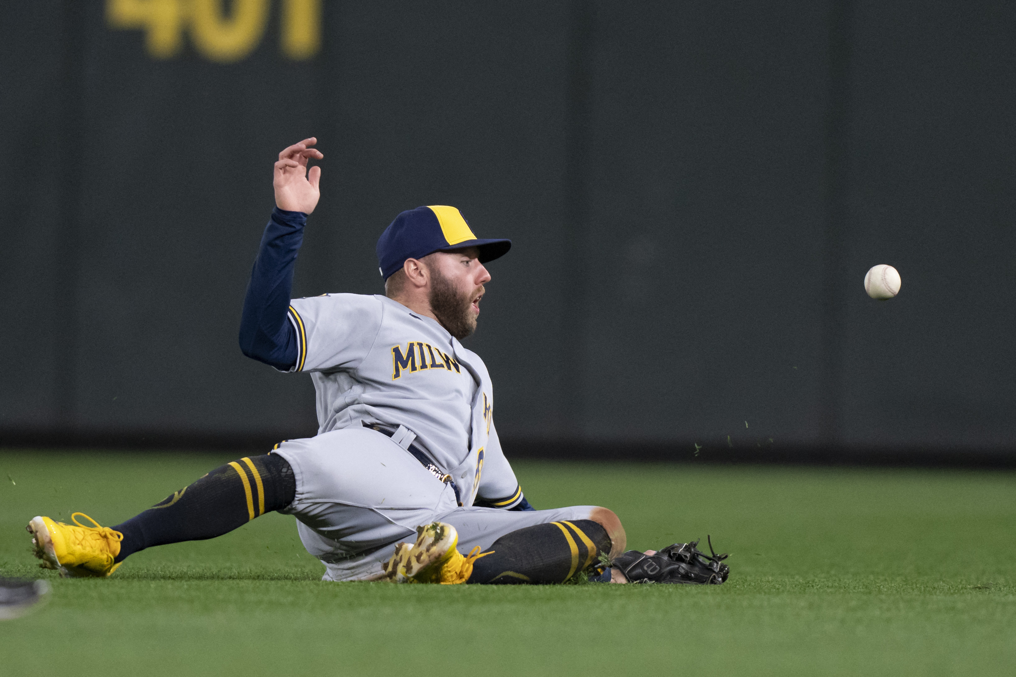 Corbin Burnes exits injured as Brewers down Mariners