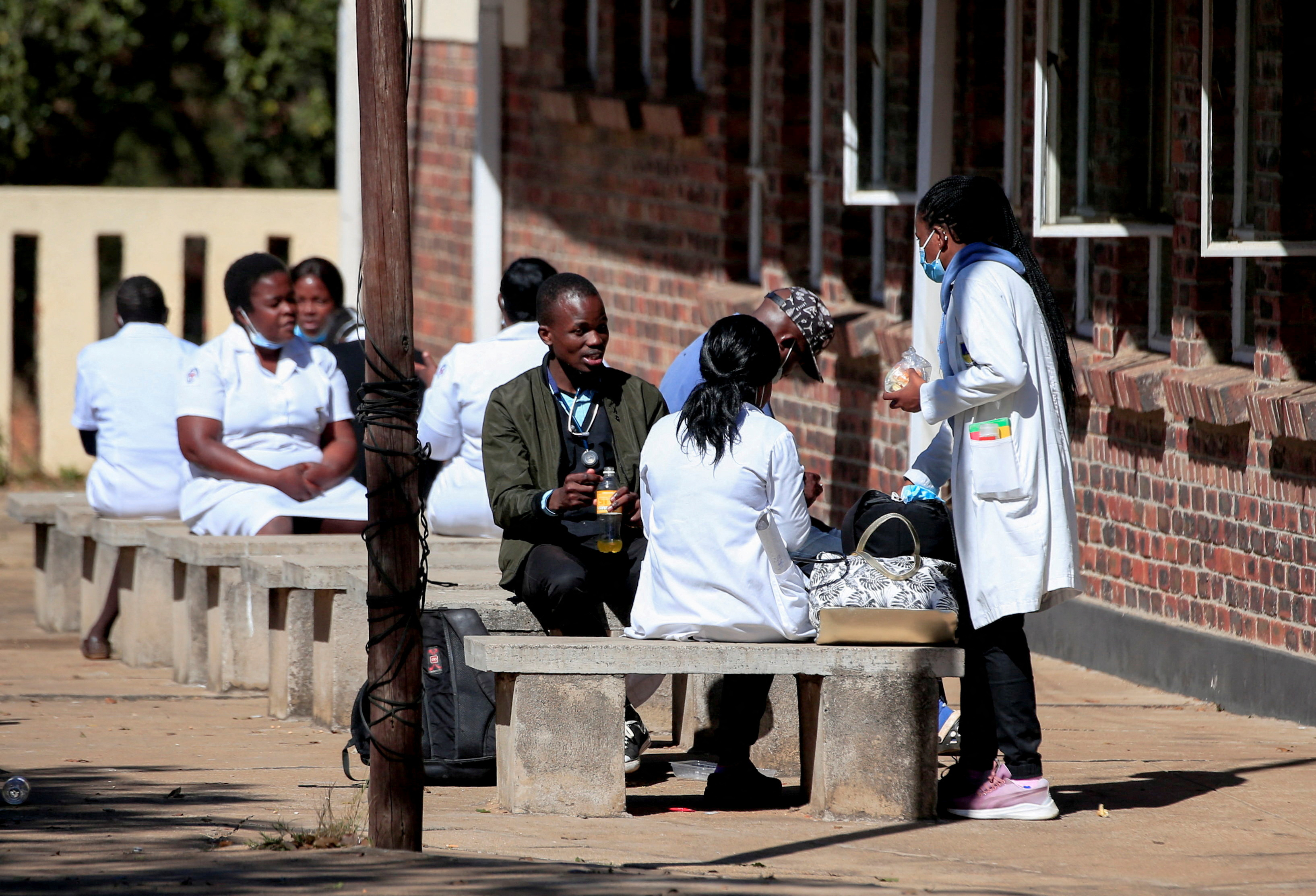 Zimbabwe Healthcare Workers Temporarily Call Off Wage Strike Reuters 5461