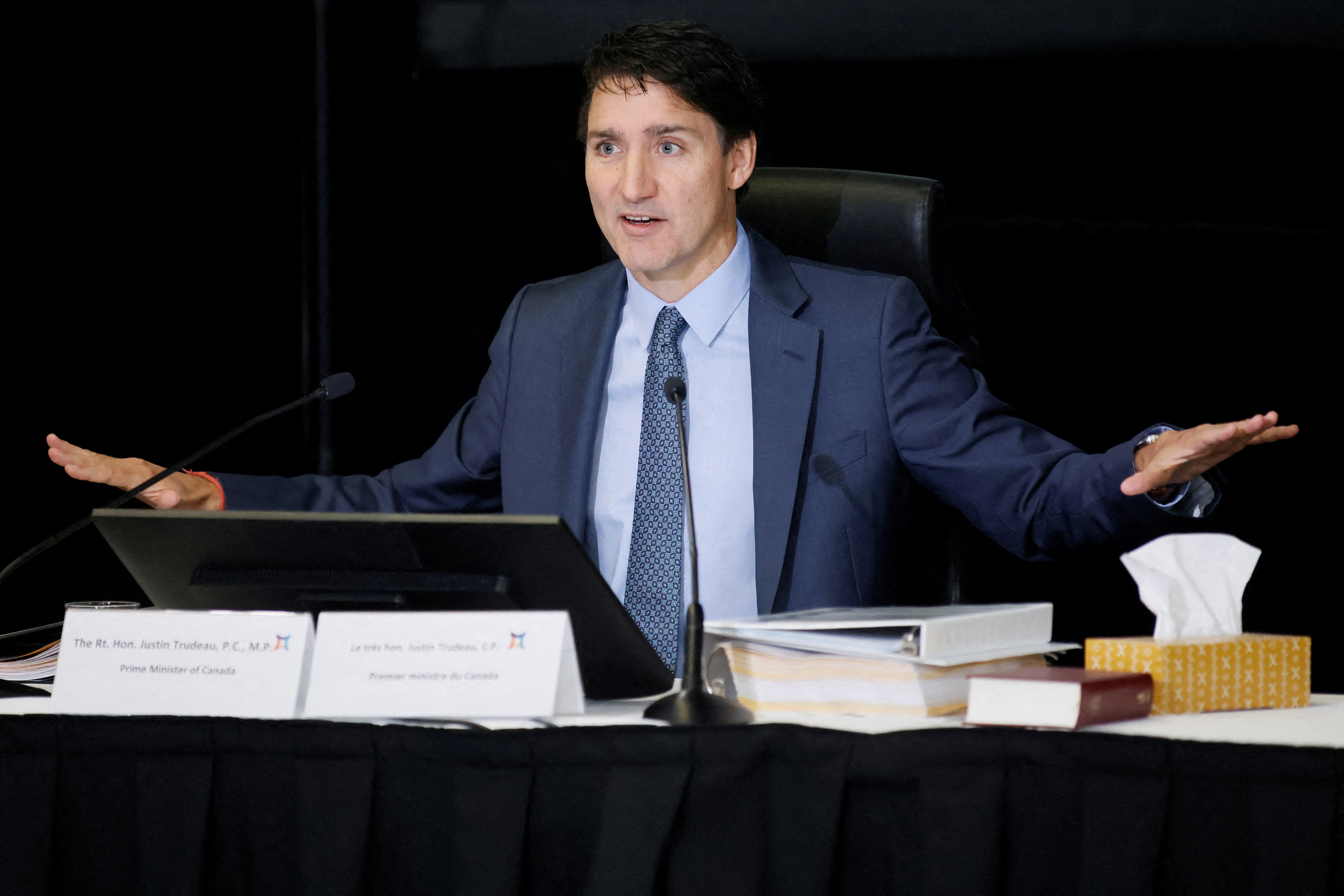 image of Canada's Immigration Cuts Under Trudeau: A Detailed Look