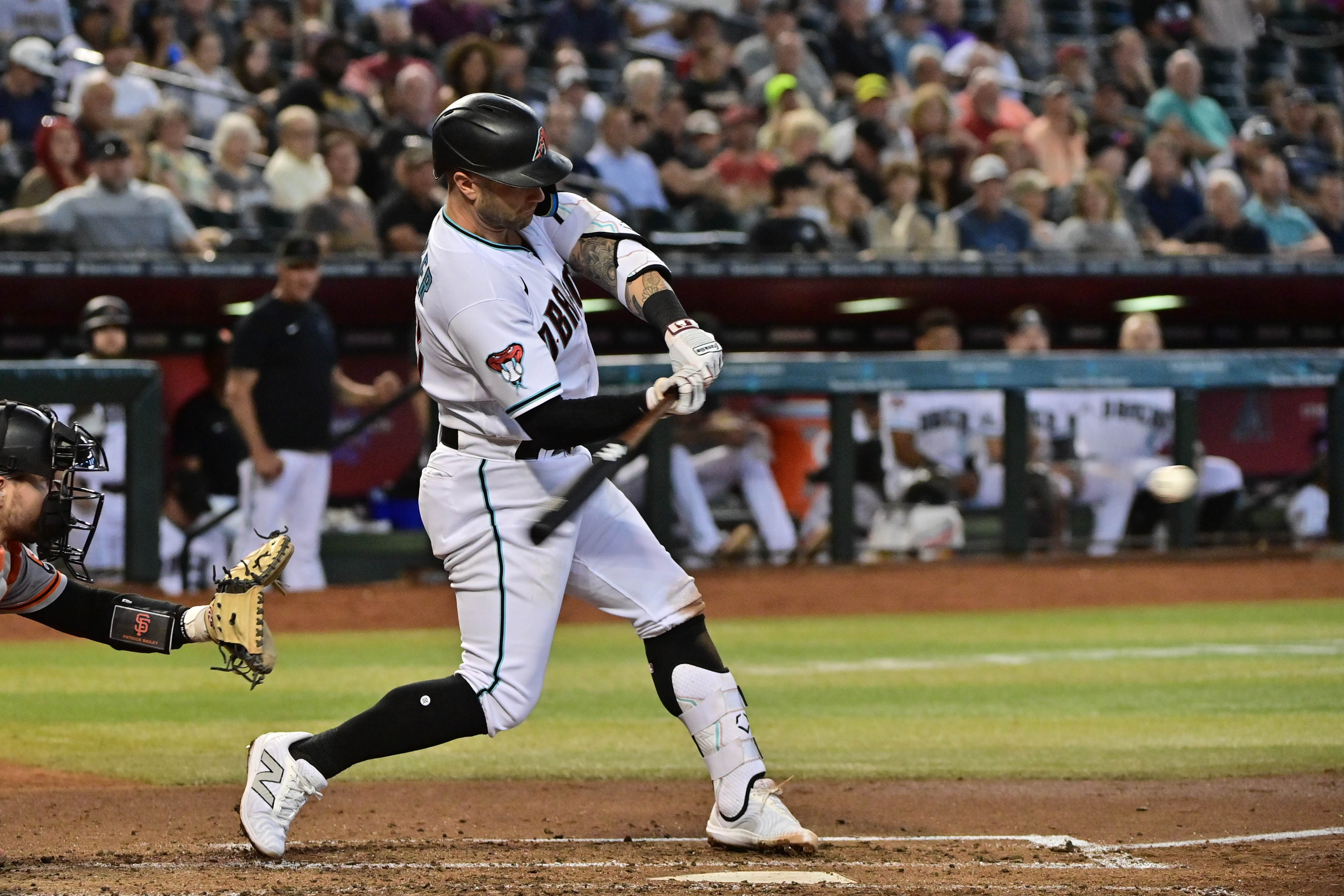 Corbin Carroll leads D-backs past Giants for fifth straight win