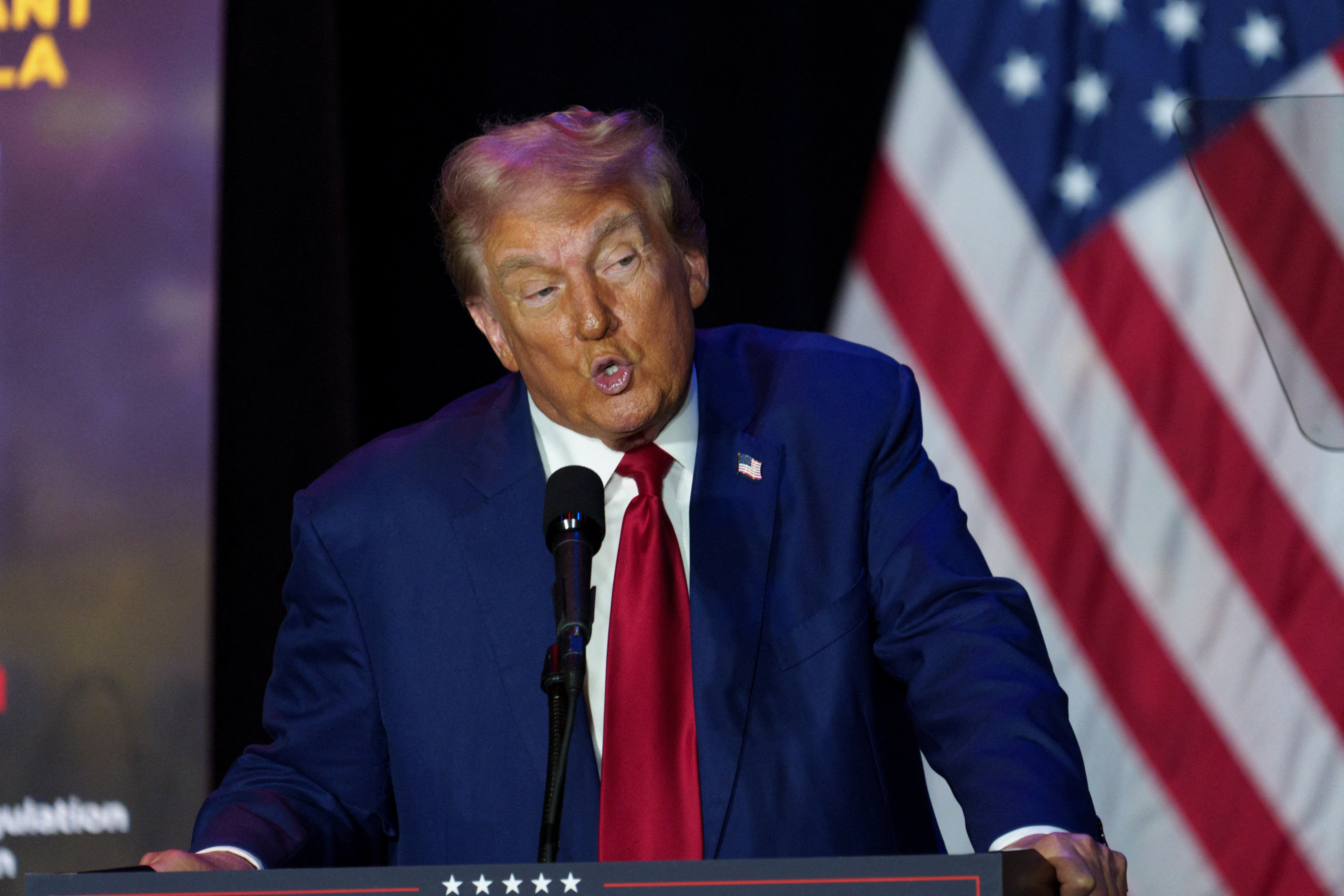 Trump hosts a campaign event at the Prairie du Chien Area Arts Center