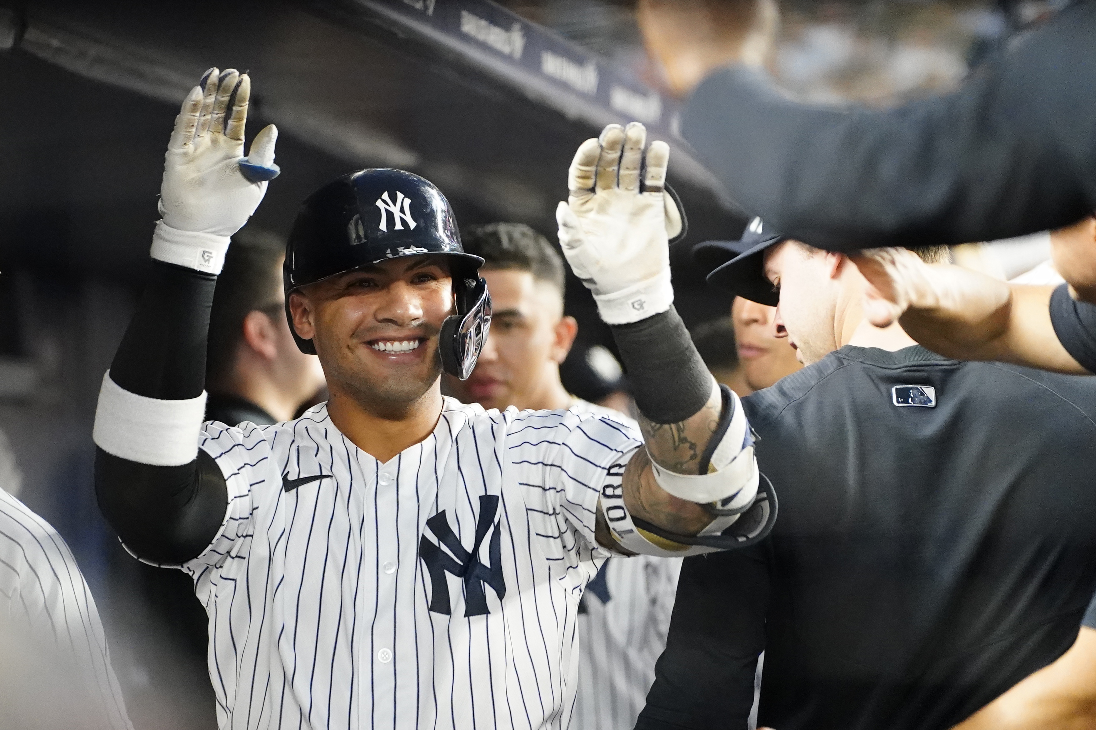 Yankees change karma, end three-game skid with 6-4 victory over