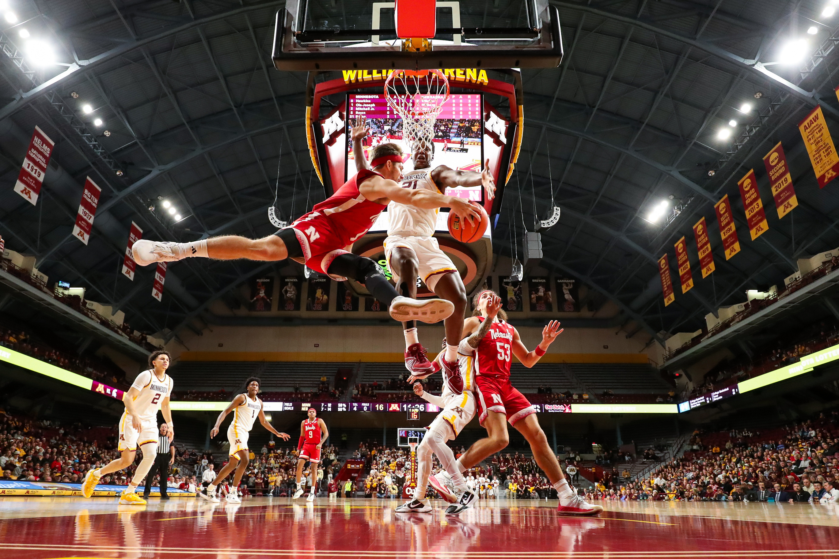 Down 17, Minnesota Comes Back To Beat Nebraska | Reuters