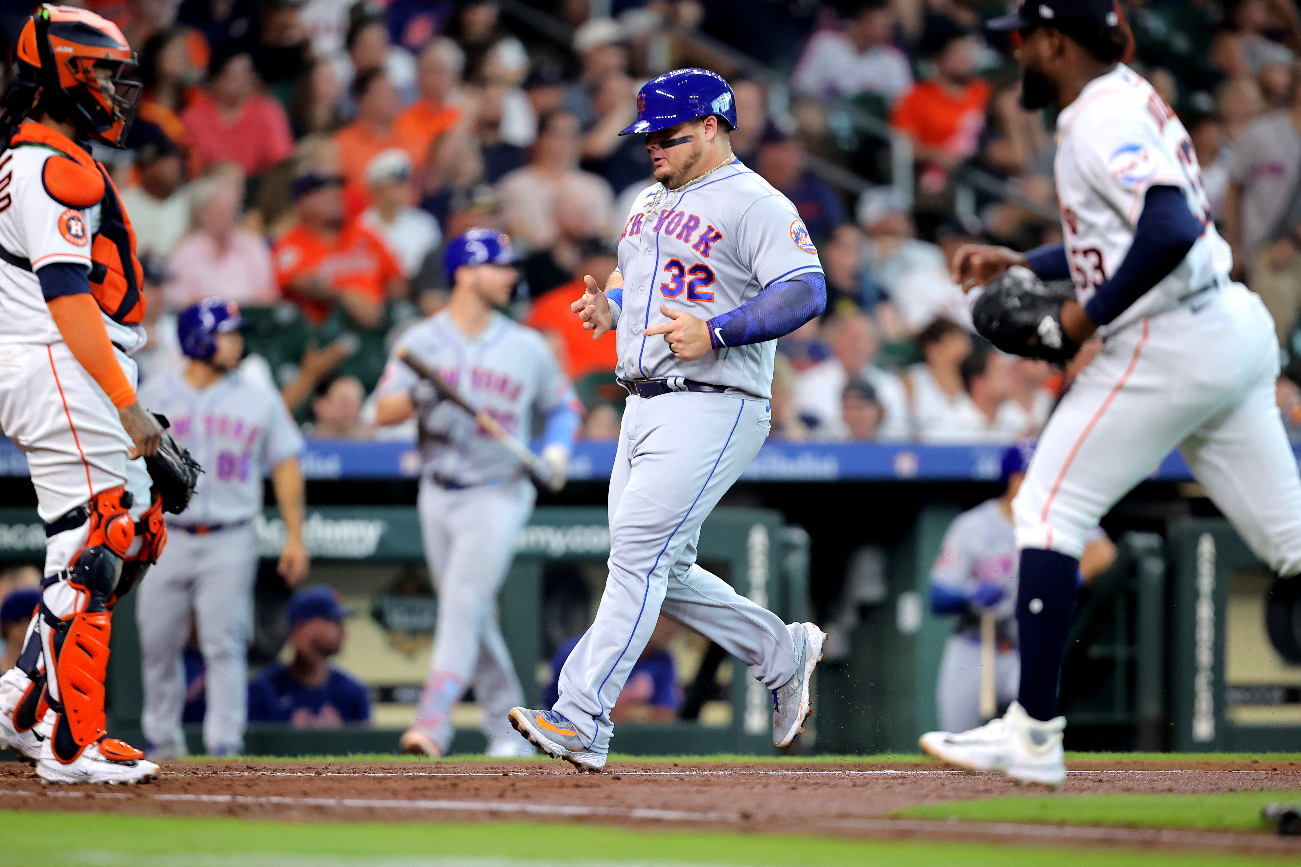 Game 4: Dodgers Outlast Astros To Tie Up World Series 