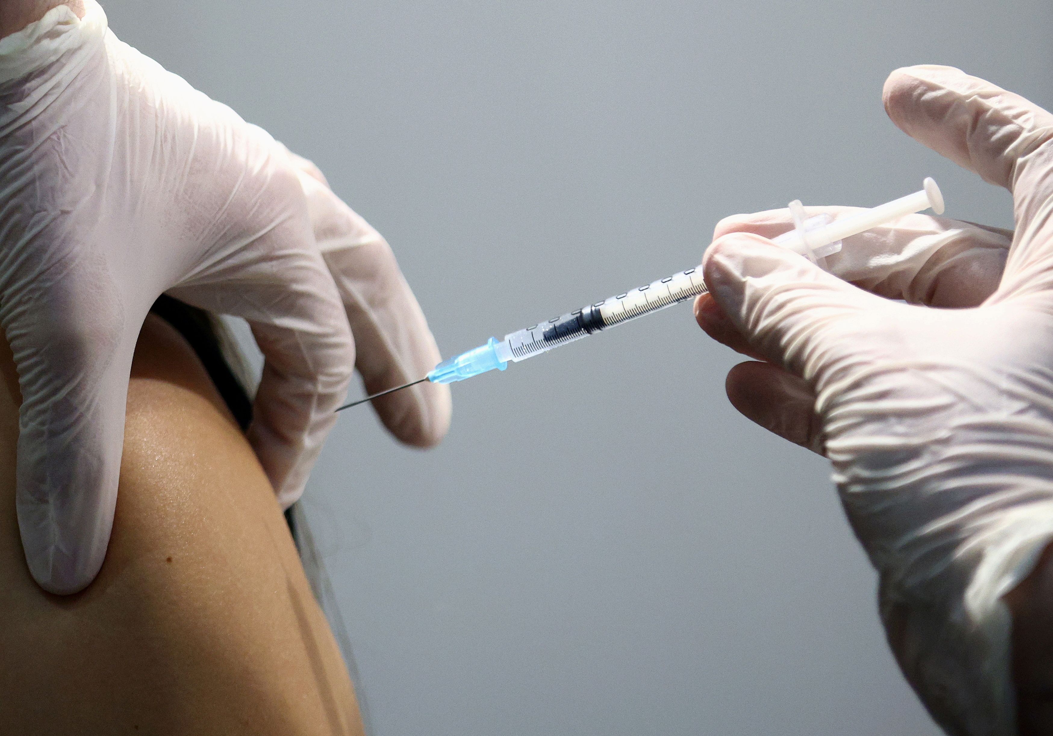 Mass vaccination programme for healthcare workers in Vienna