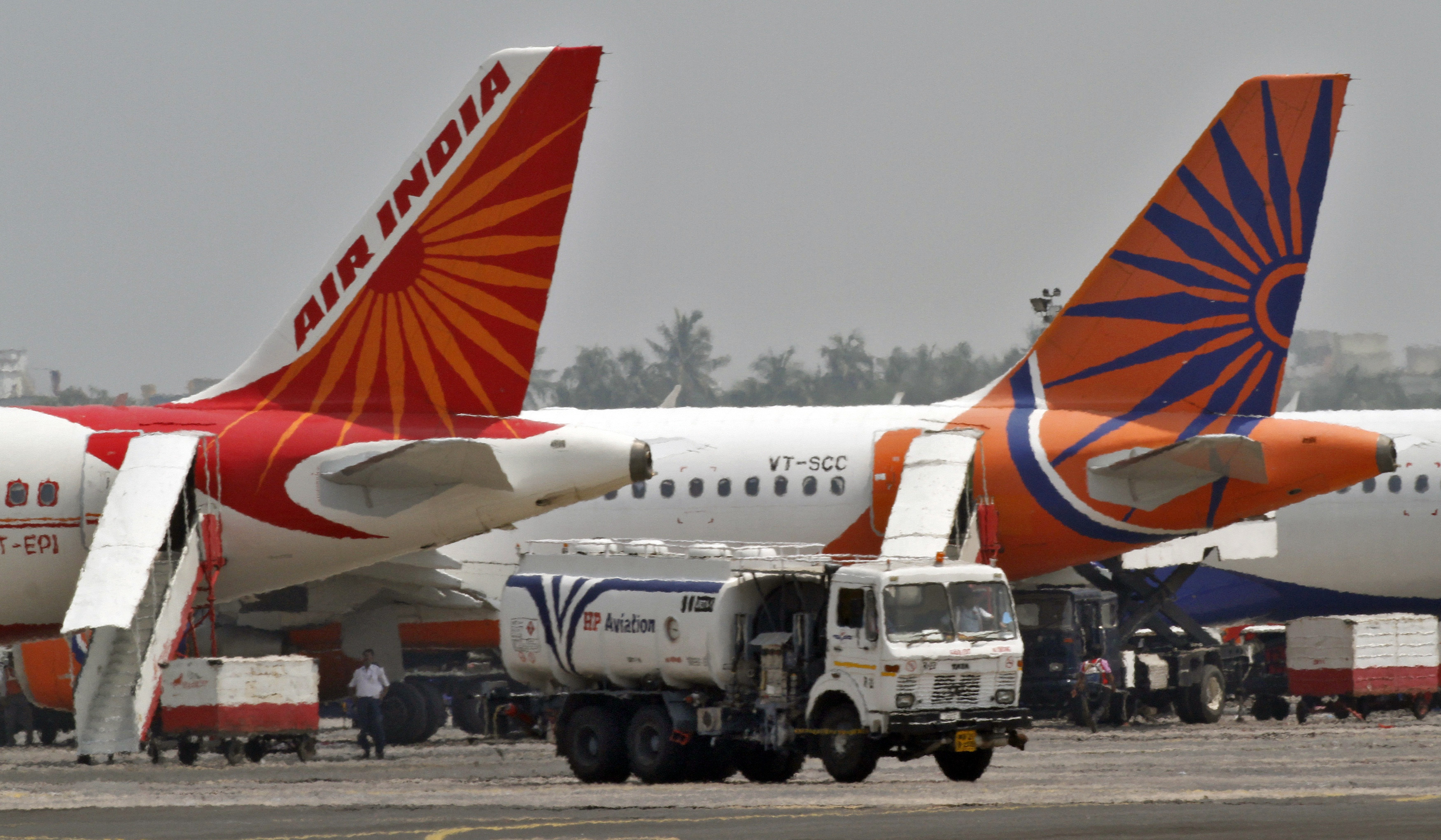 India raises taxes on aviation fuel exports, domestic crude oil | Reuters