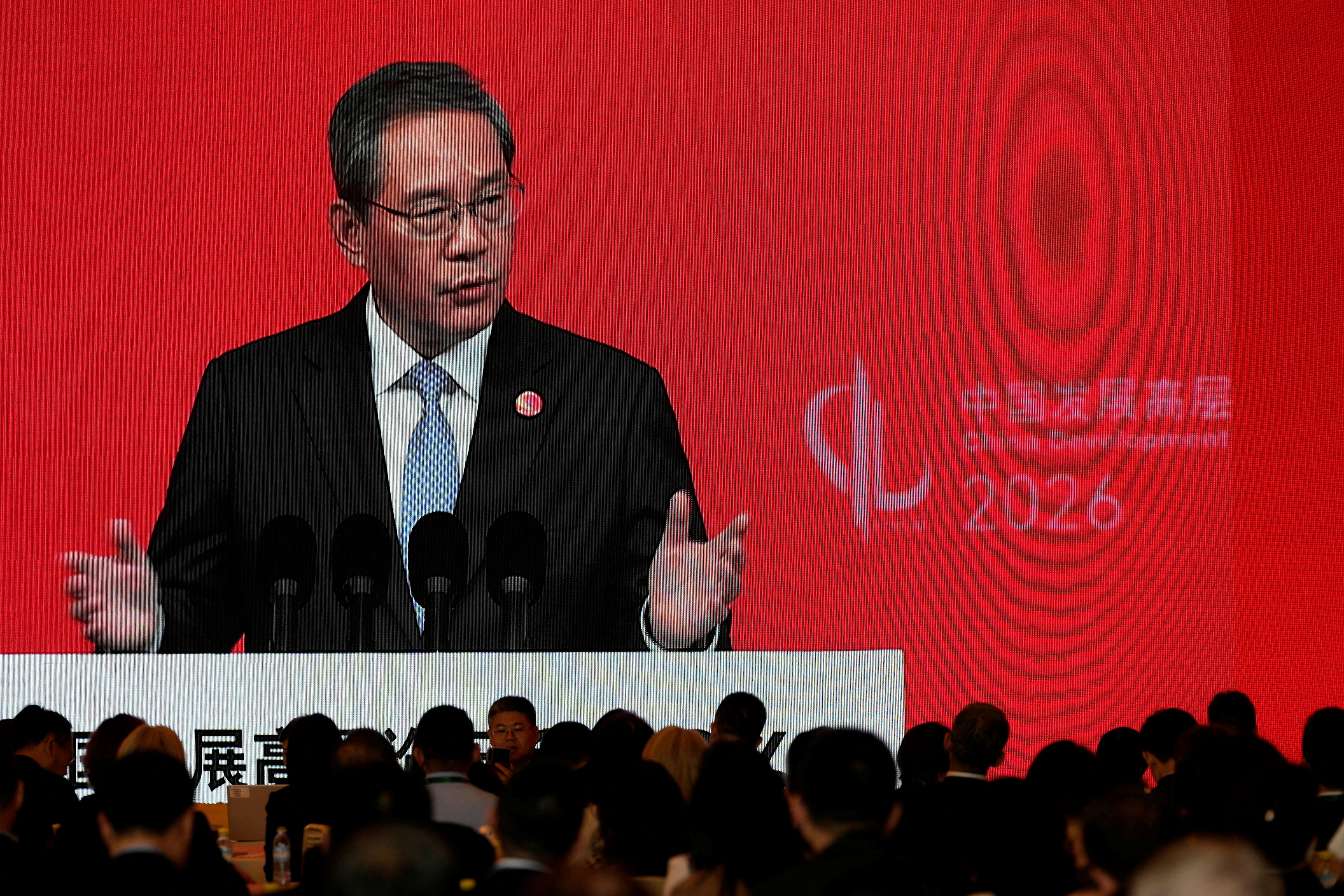中国首相、フォーラムで一段の経済開放約束 日本企業の出席者なし
