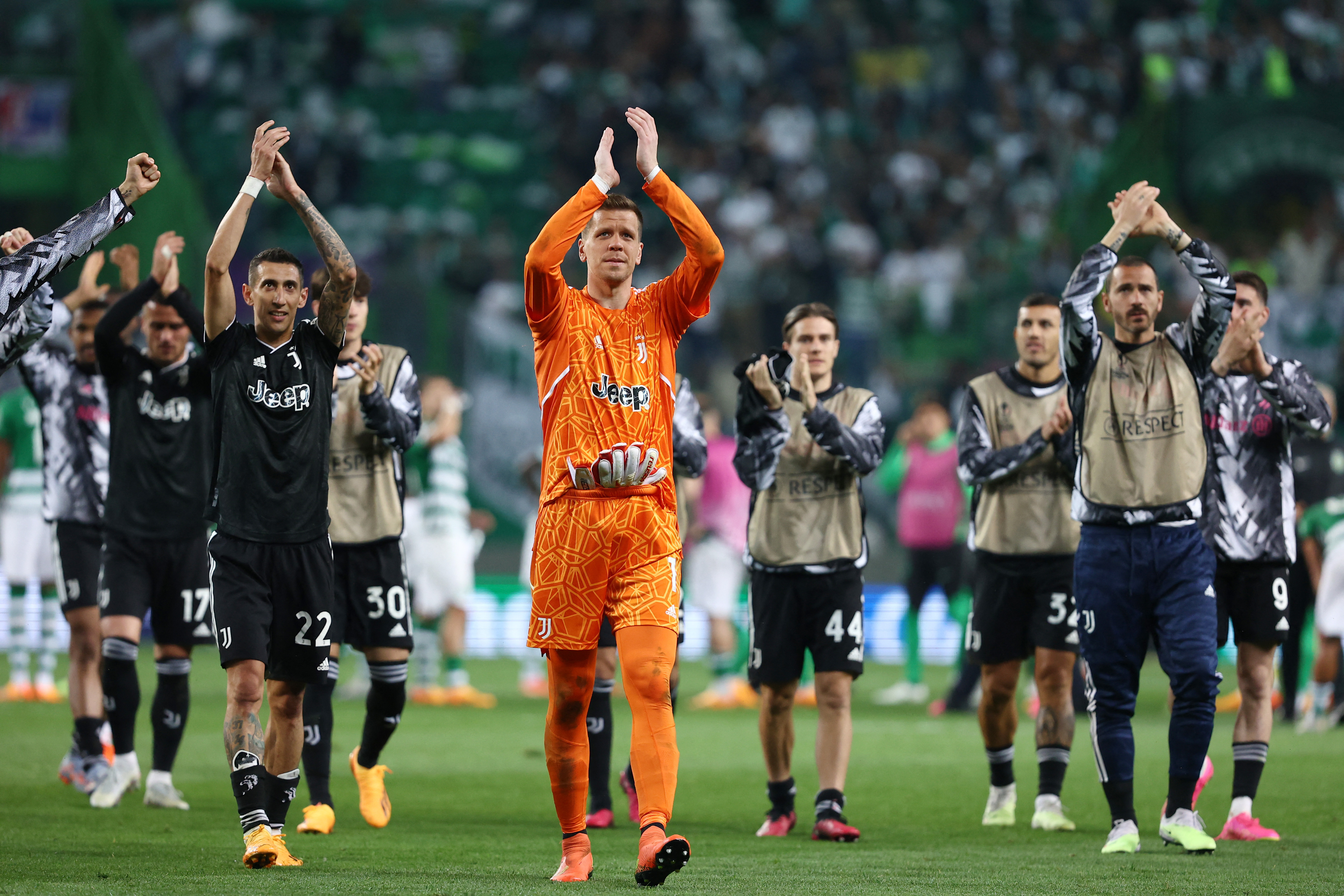 Juventus draw with Sporting to book Europa semi-final spot
