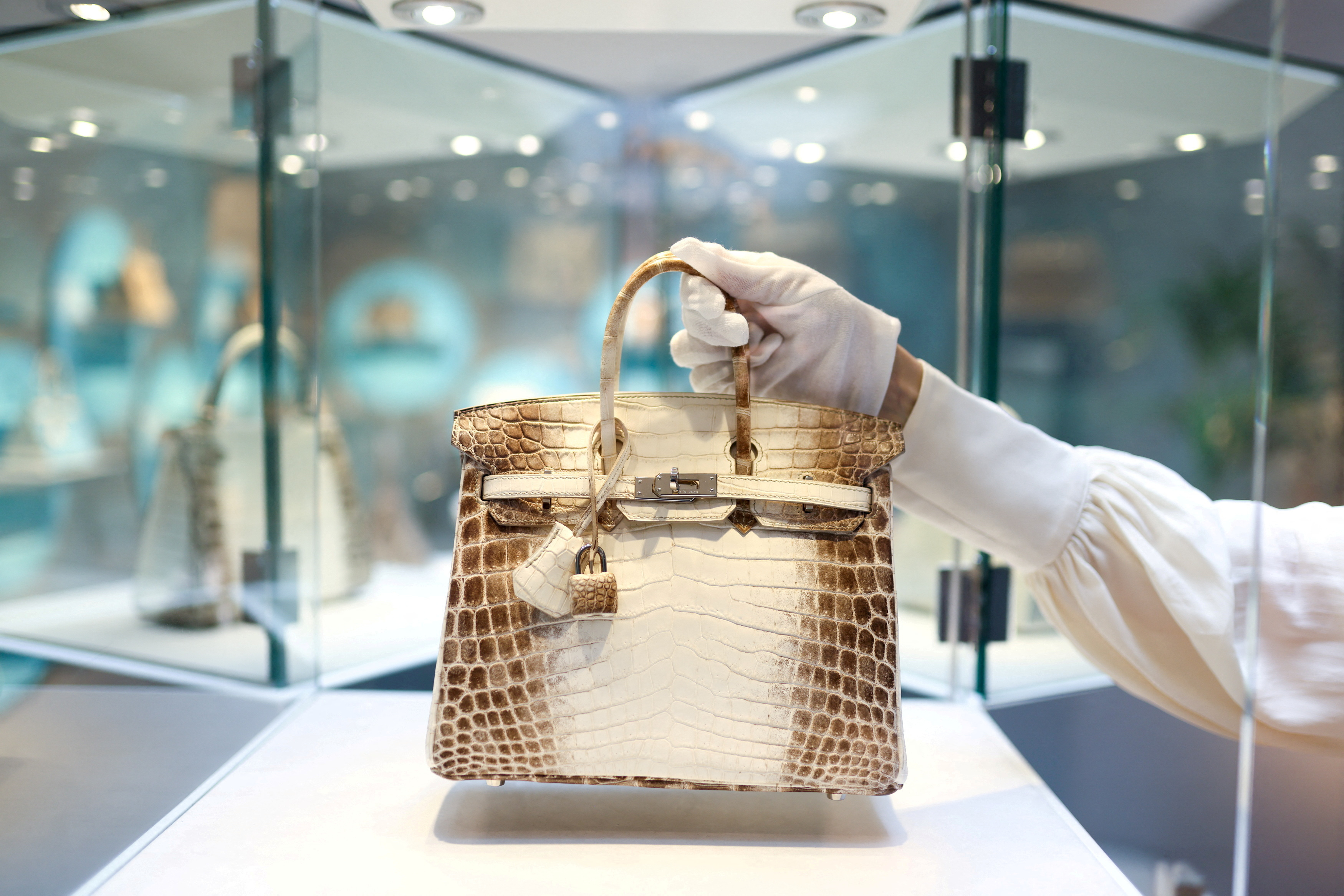 From Louis Vuitton to Hermes, will the extraordinary boom in luxury goods  fuelled by Asian demand ever end? - TODAY