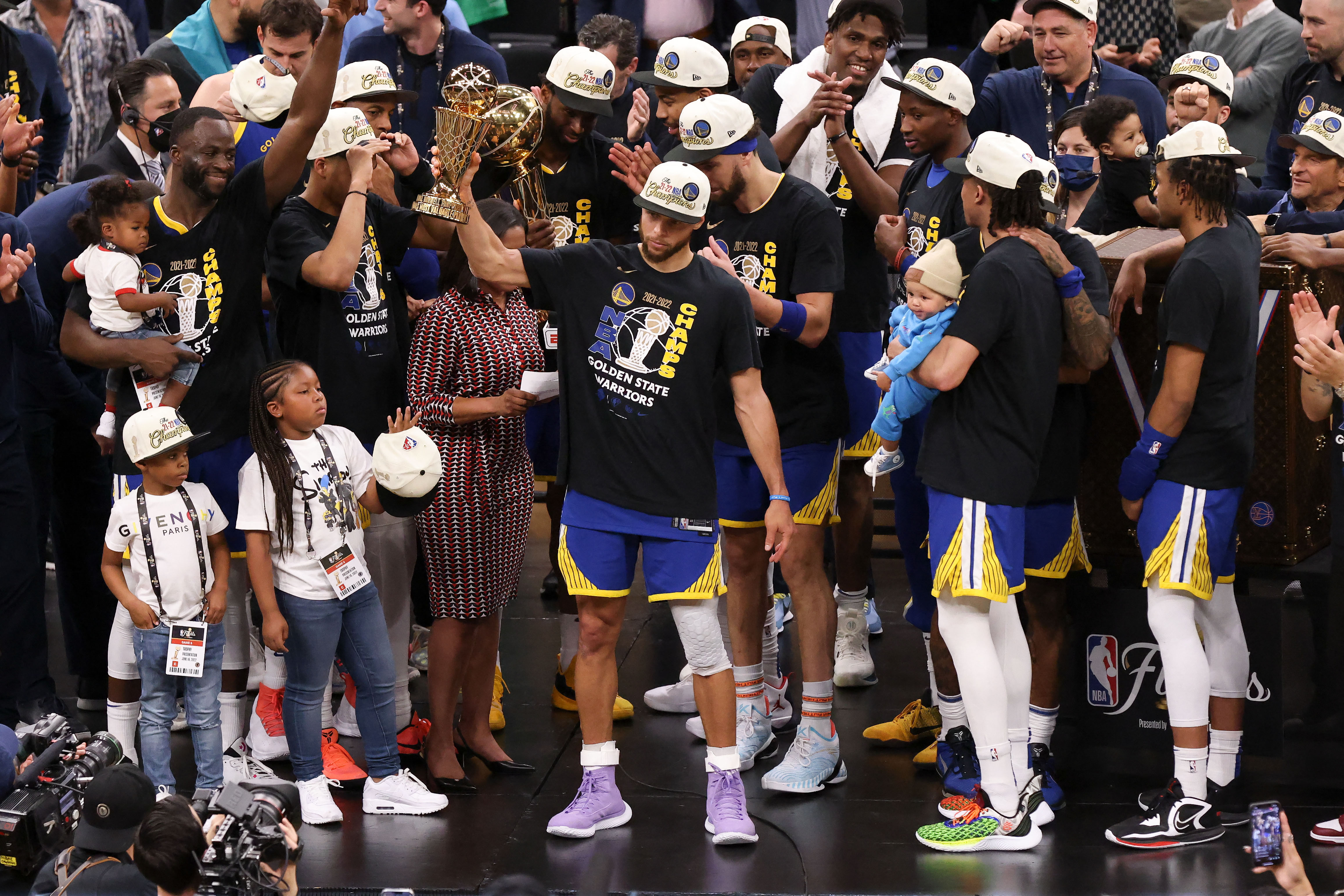 Warriors win 4th NBA title in 8 years - The Columbian