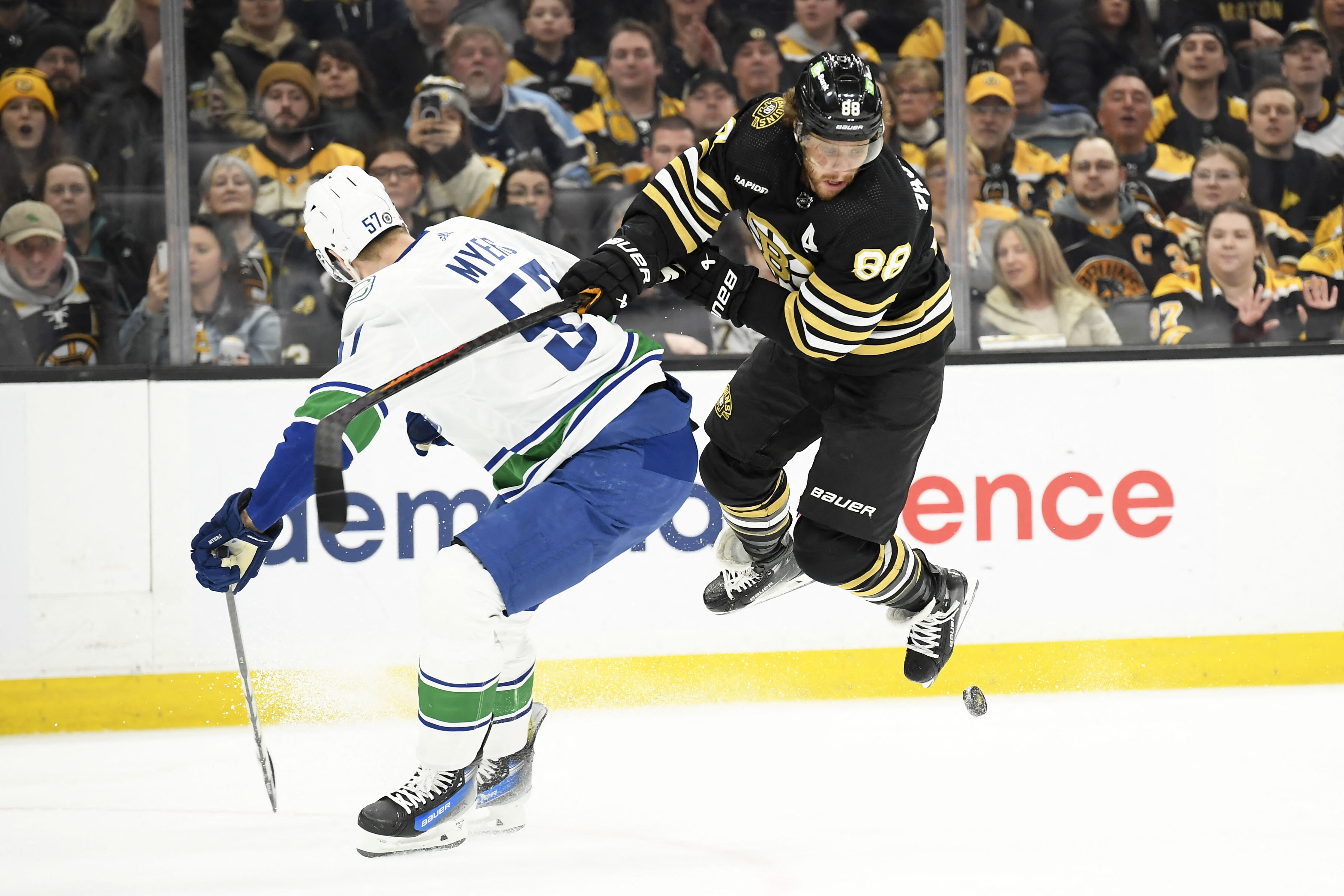 Bruins Blank Canucks In Battle Of Conference Leaders | Reuters