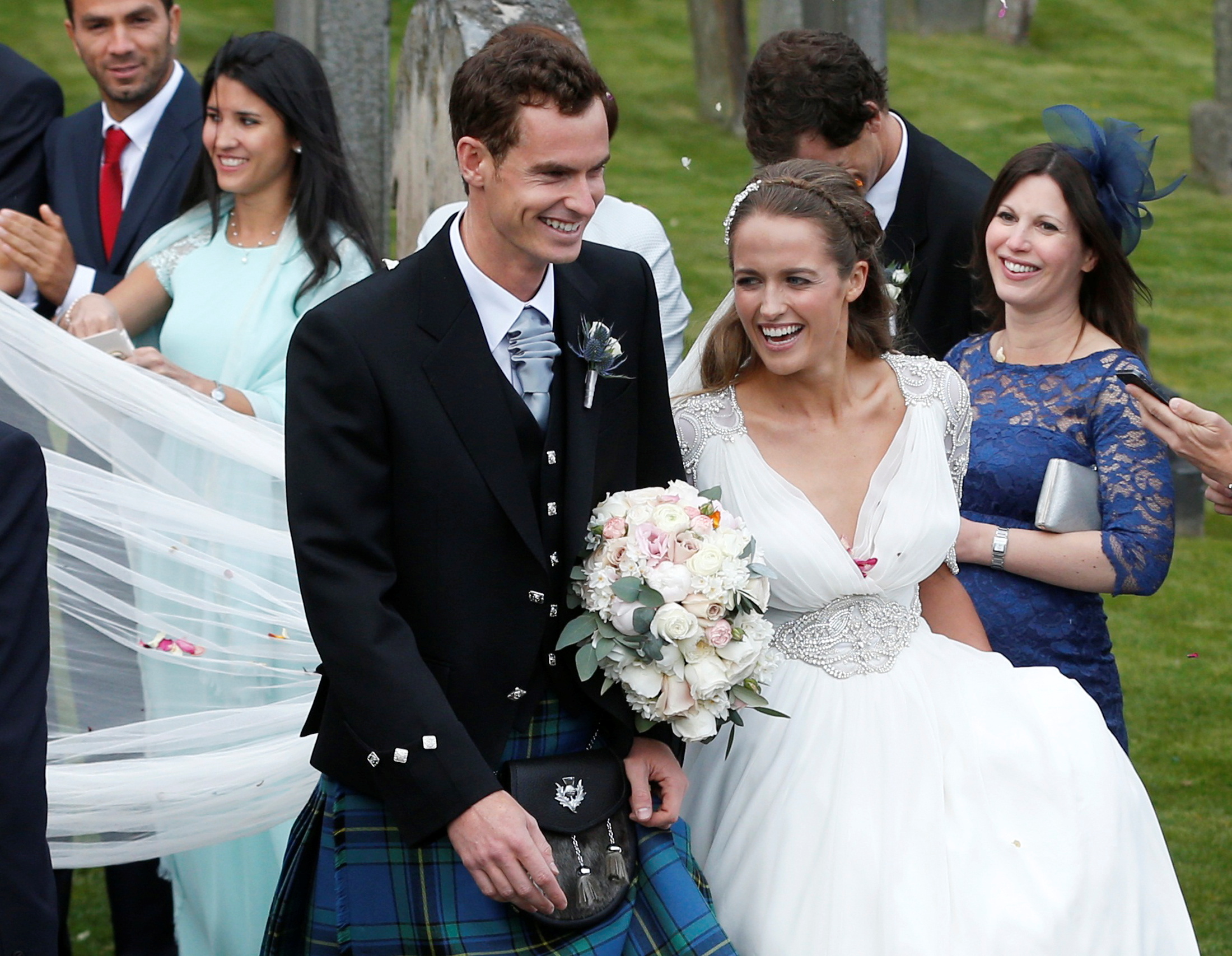 Murray Reunited With Wedding Ring Stinky Shoes Reuters