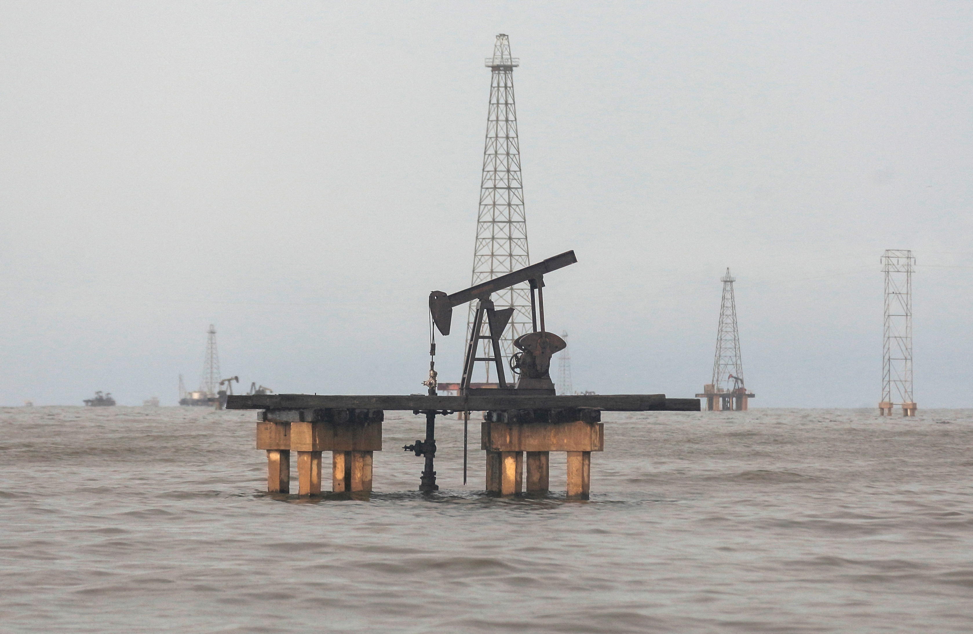 Focus: Venezuela's oil partners head for the exit, forgoing unpaid debt ...
