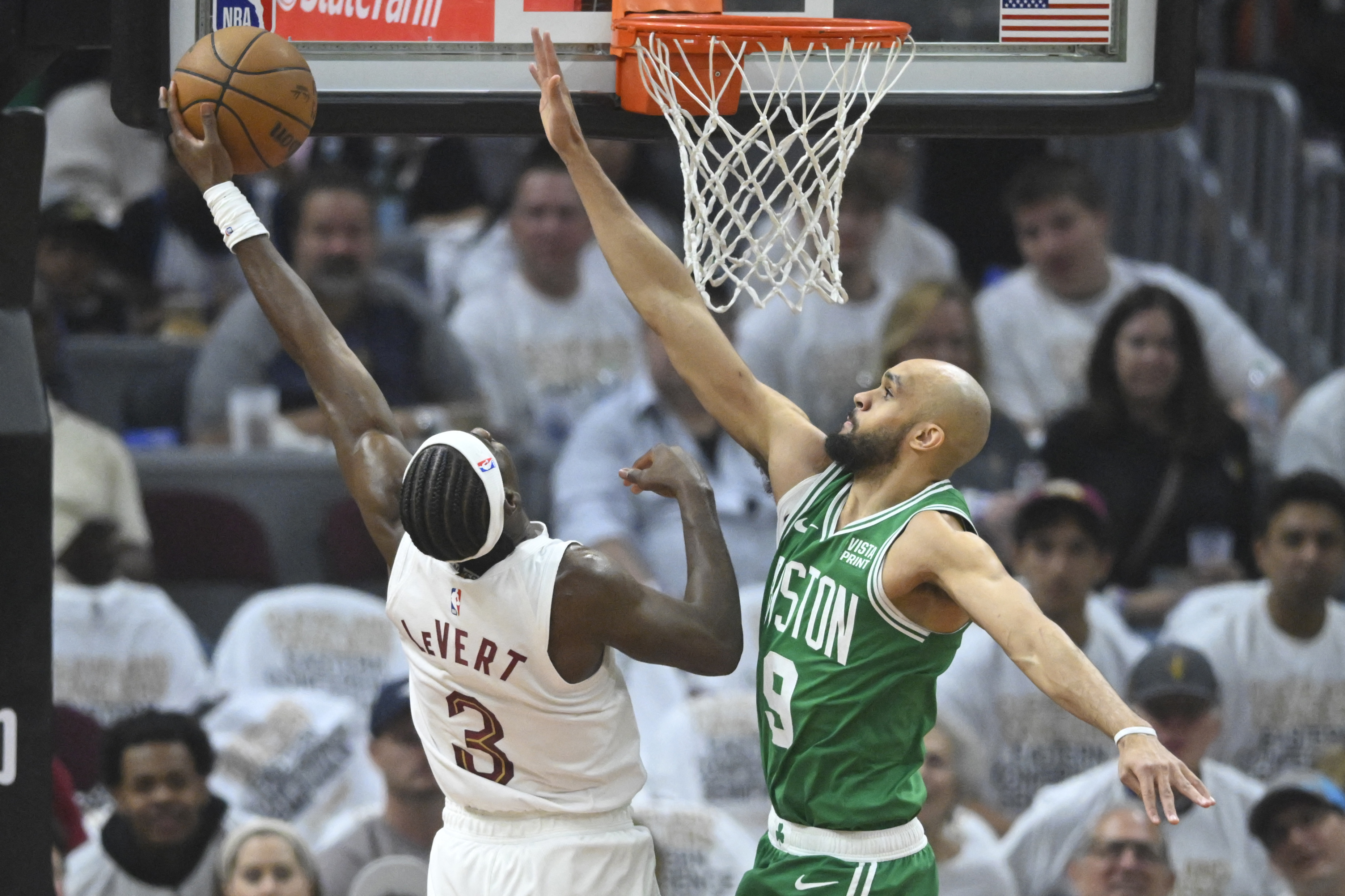 Celts hold off Donovan Mitchell-less Cavs for 3-1 edge | Reuters