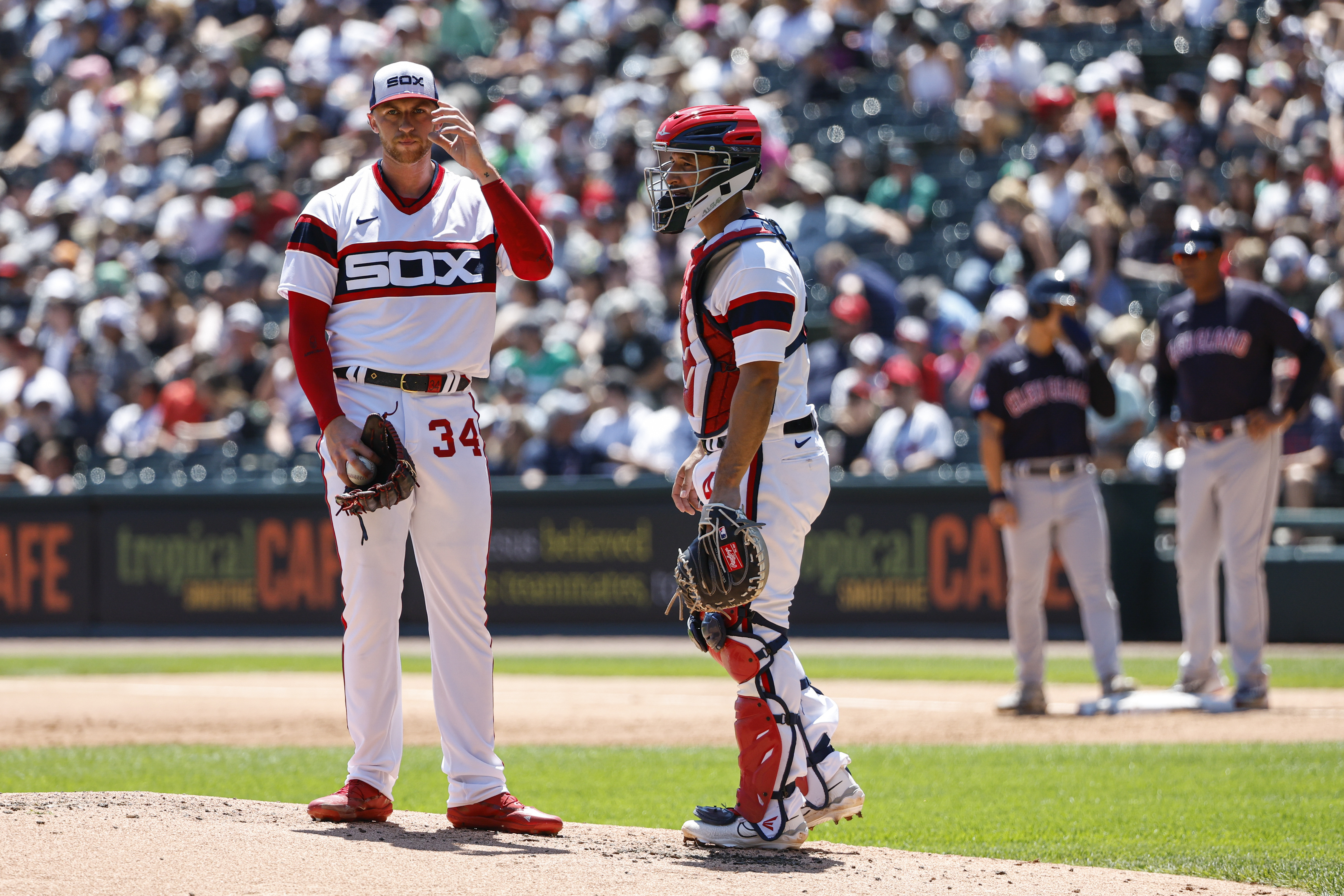 Jose Ramirez goes yard twice, Guardians blank White Sox