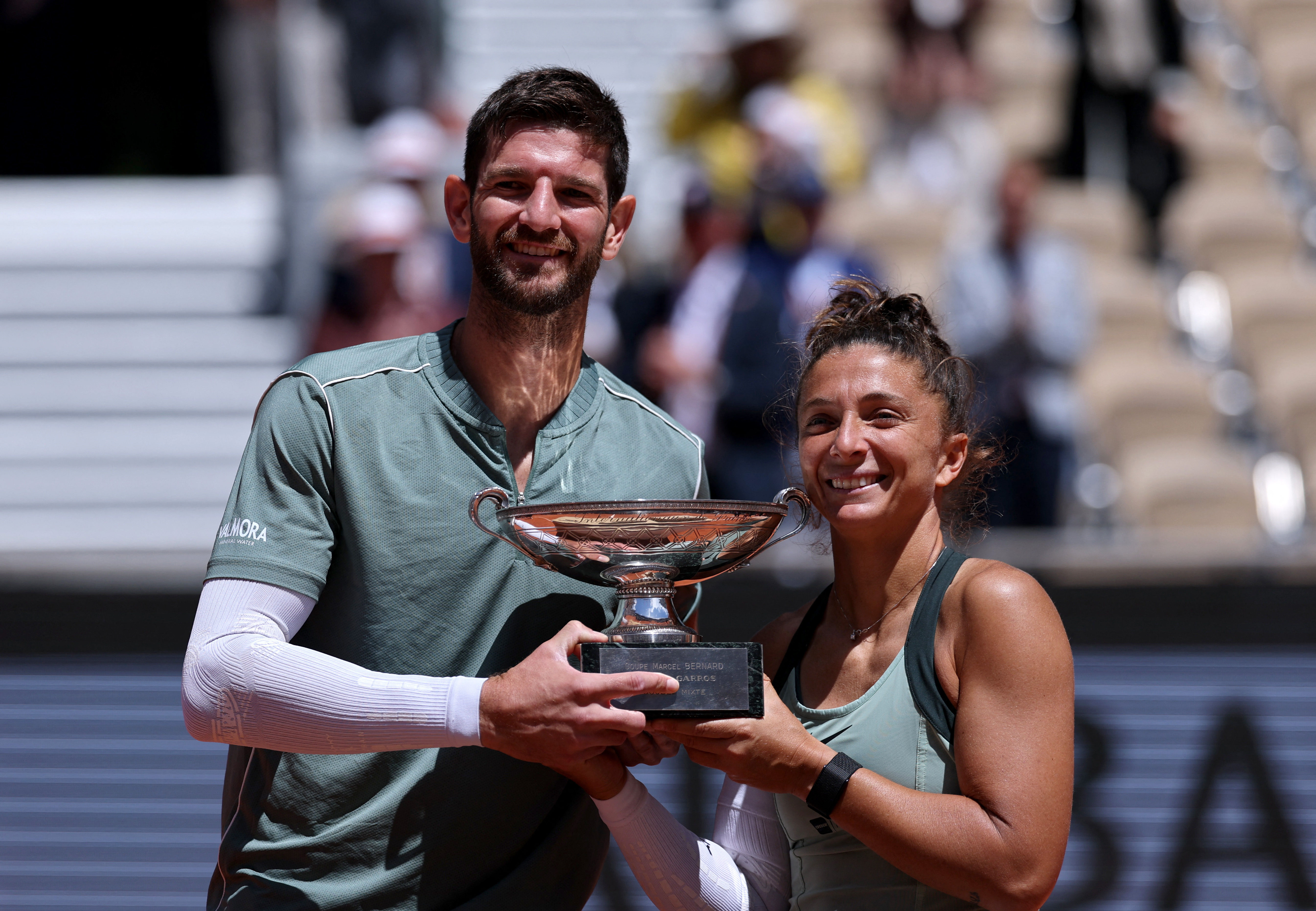 テニス＝伊ペアが全仏OP混合複連覇、車いす女子は上地組が決勝進出