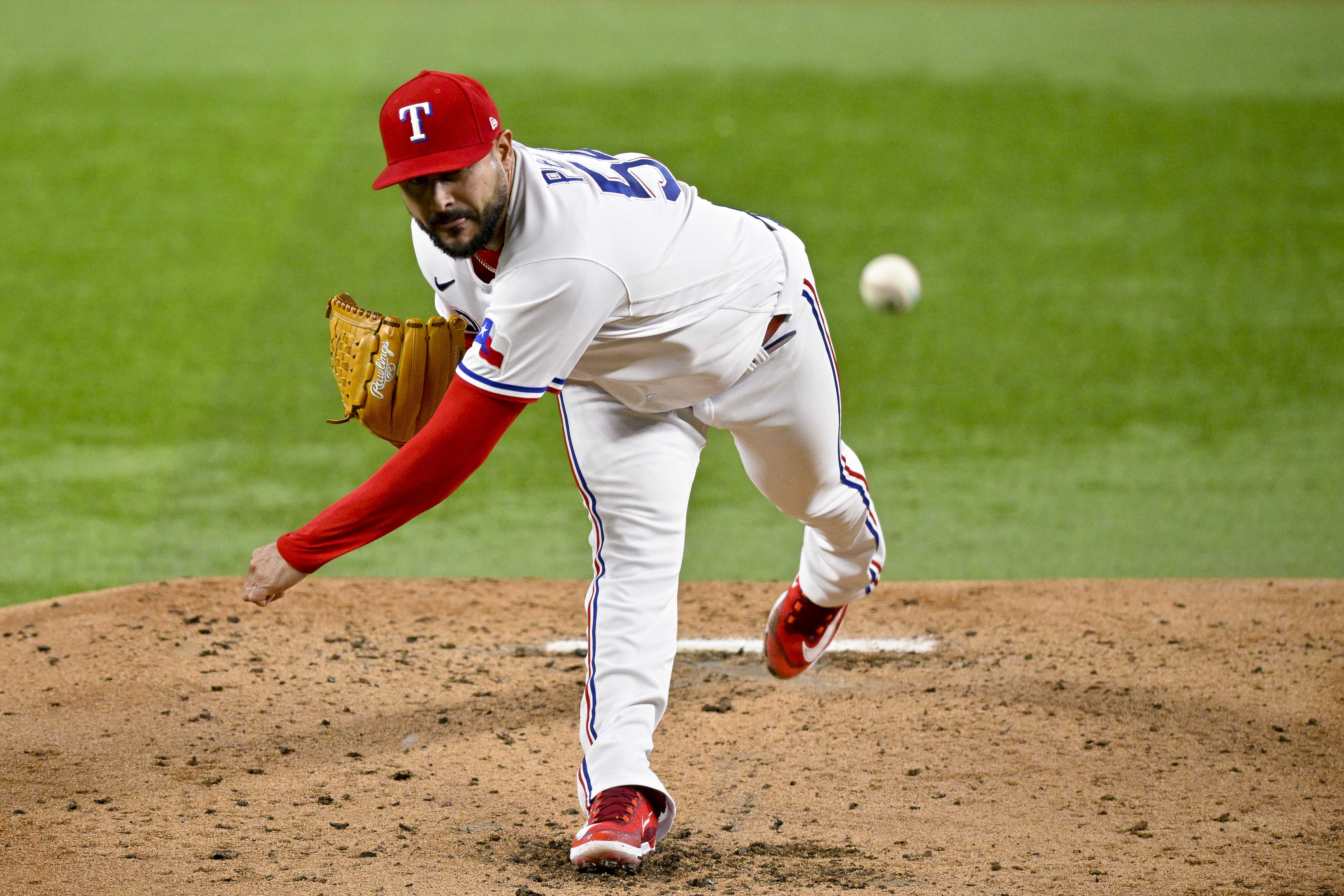 Red-hot Rangers beat Cardinals on walk-off single