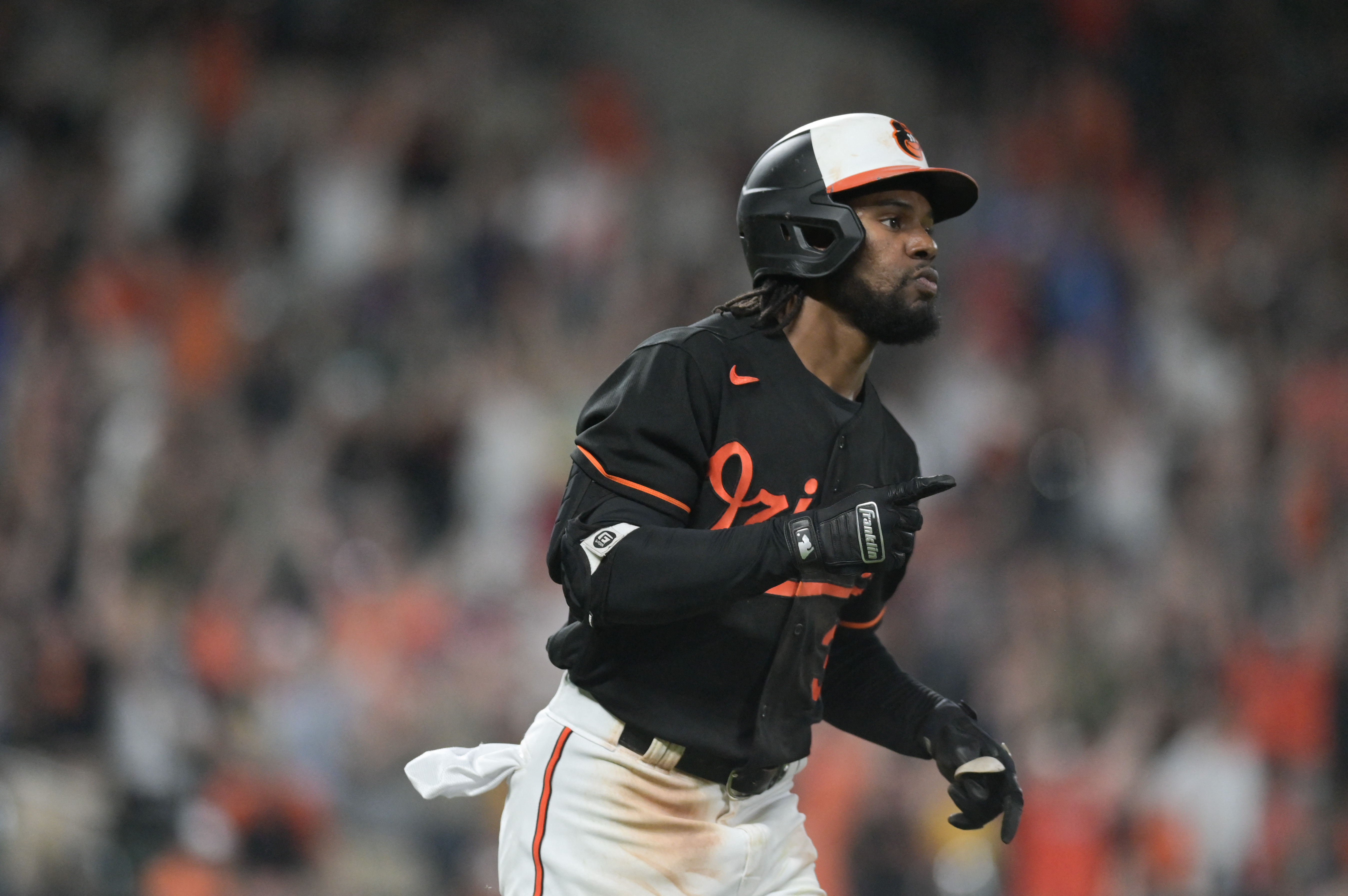 Orioles ride Cedric Mullins' cycle to win over Pirates