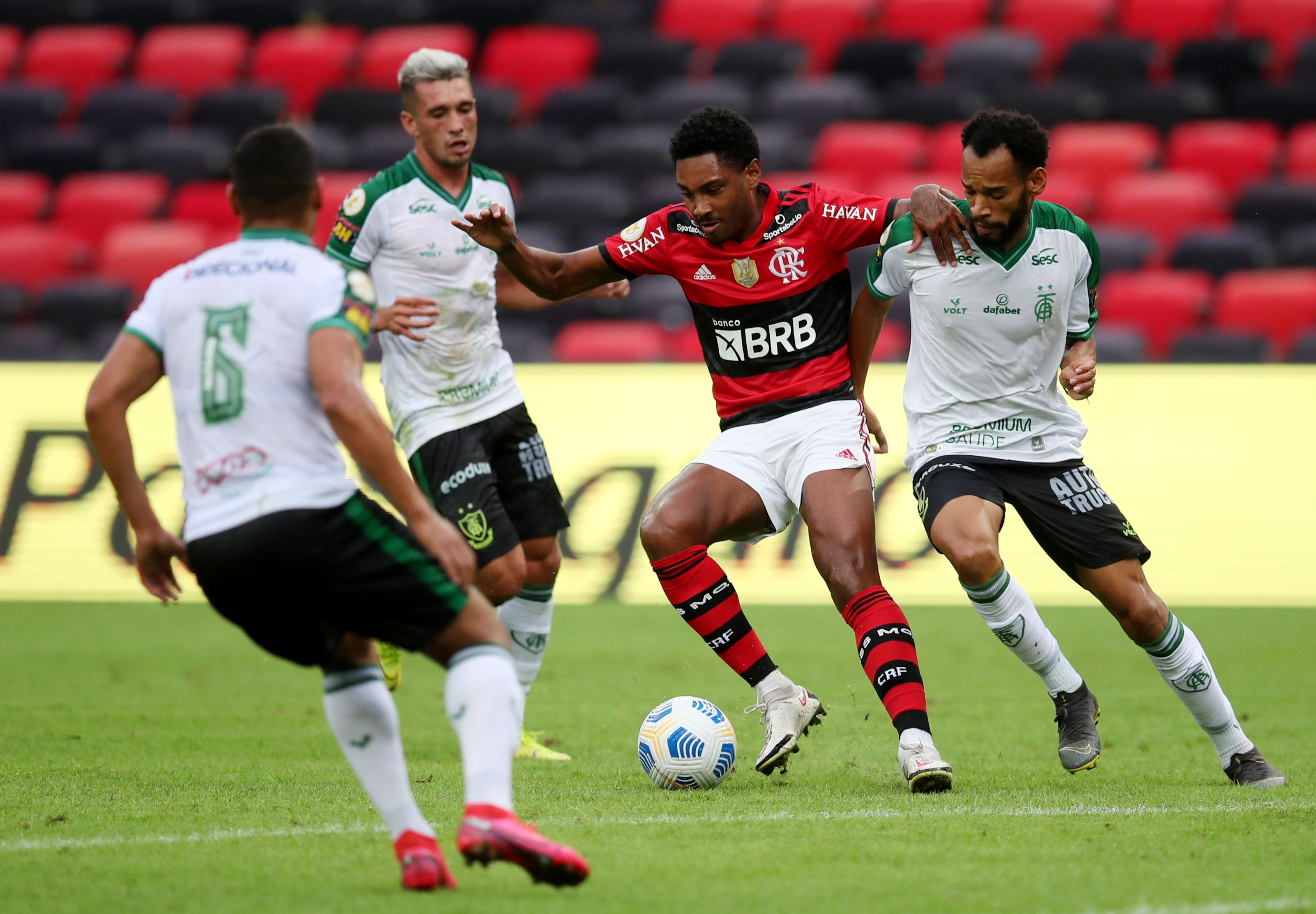 Flamengo Score In Each Half To Beat America 2 0 Reuters