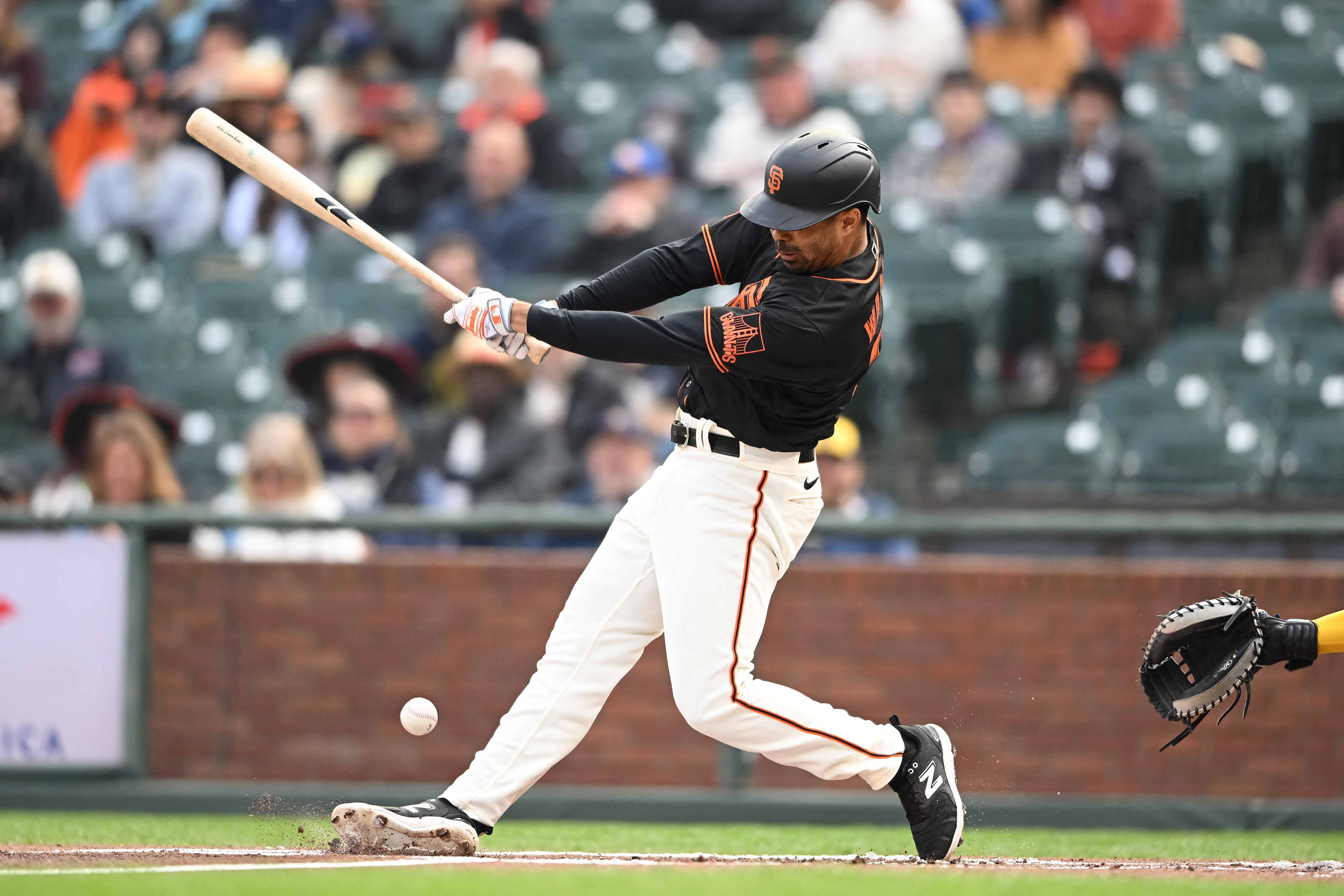 Thairo Estrada, Brett Wisely homer in Giants' win over Brewers