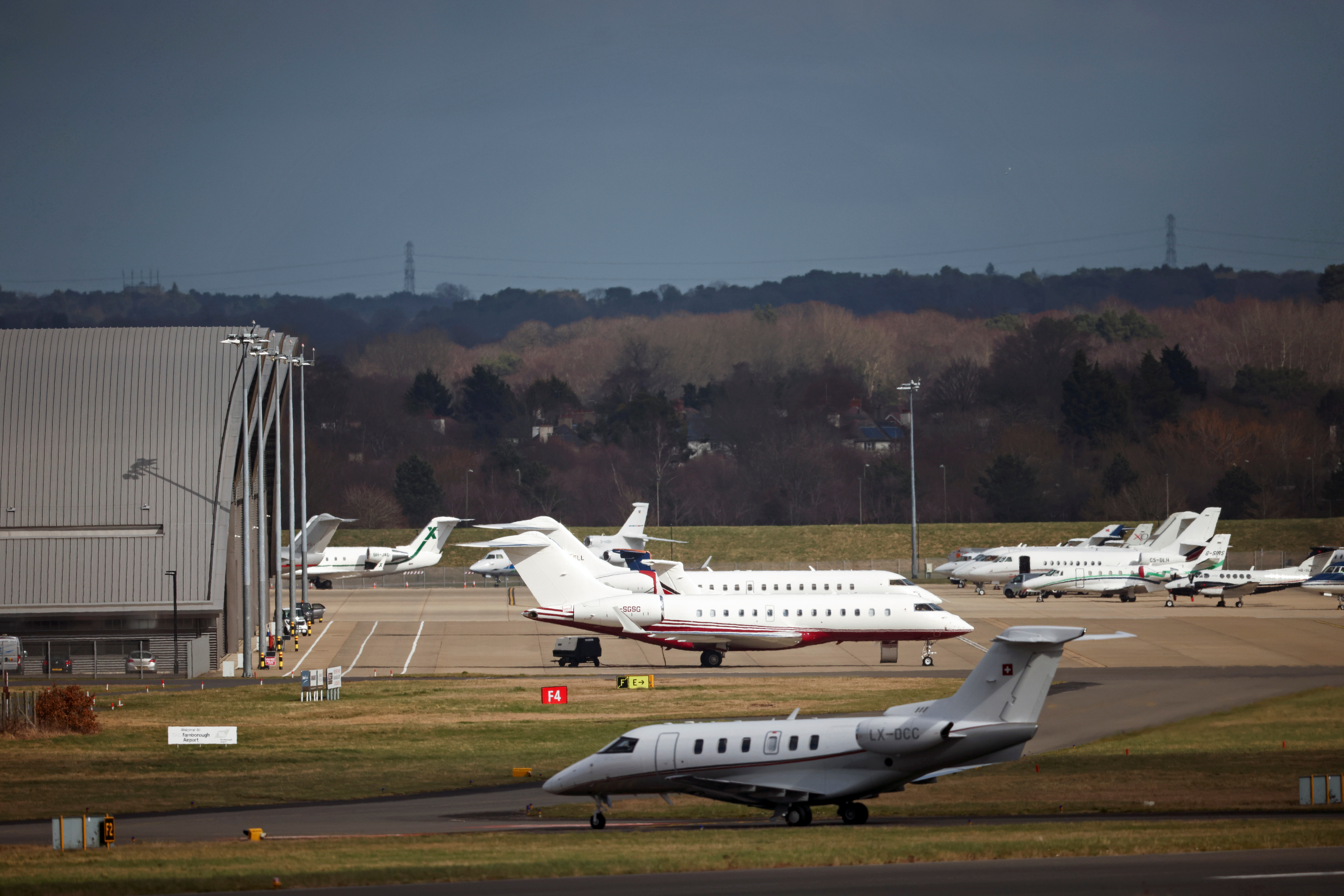 Planes on the tarmac at Farnborough Airport