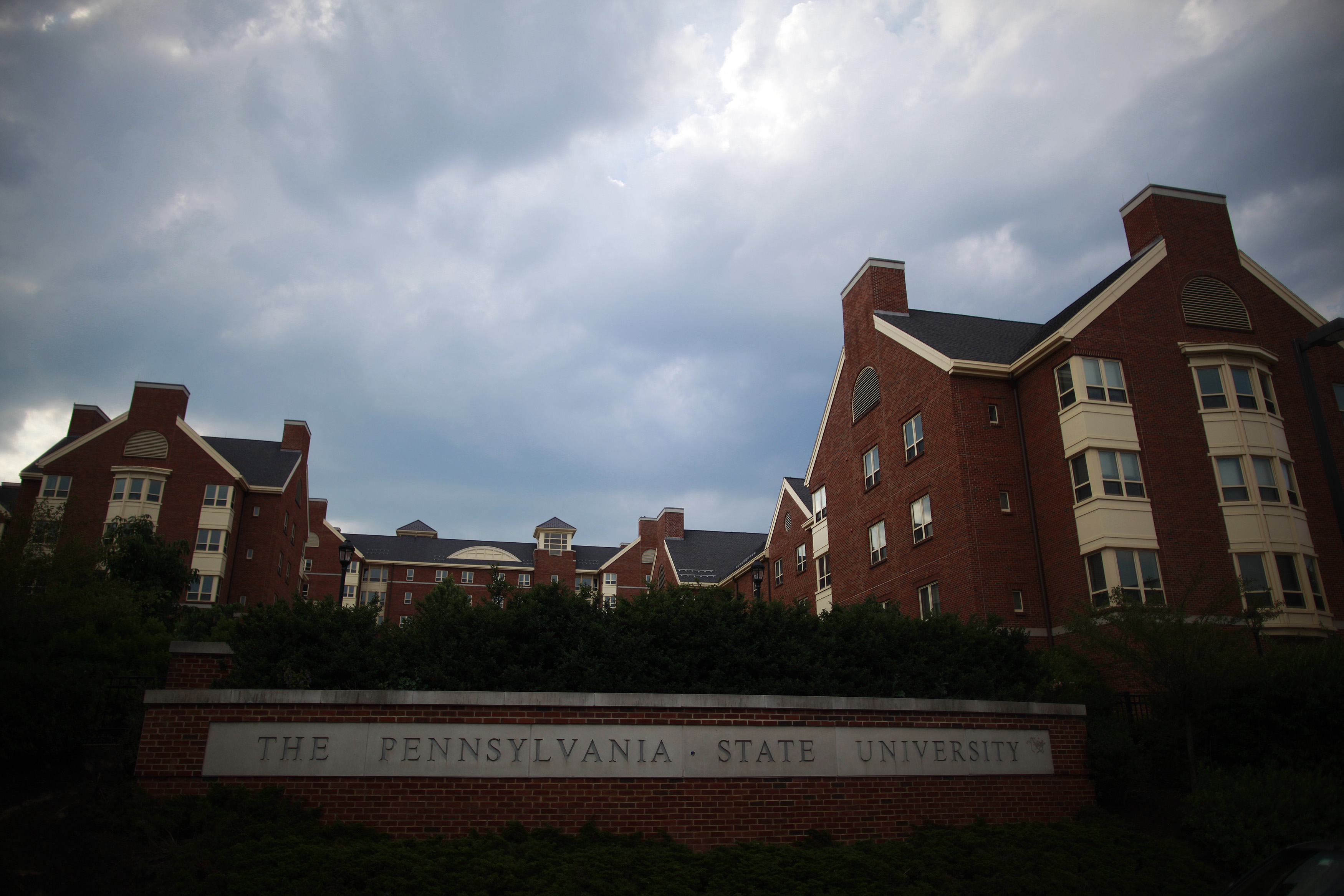 A view of the buildings on the campus of Pennsylvania State University in State College, Pennsylvania July 11, 2012. REUTERS/Eric Thayer (UNITED STATES - Tags: EDUCATION SOCIETY)