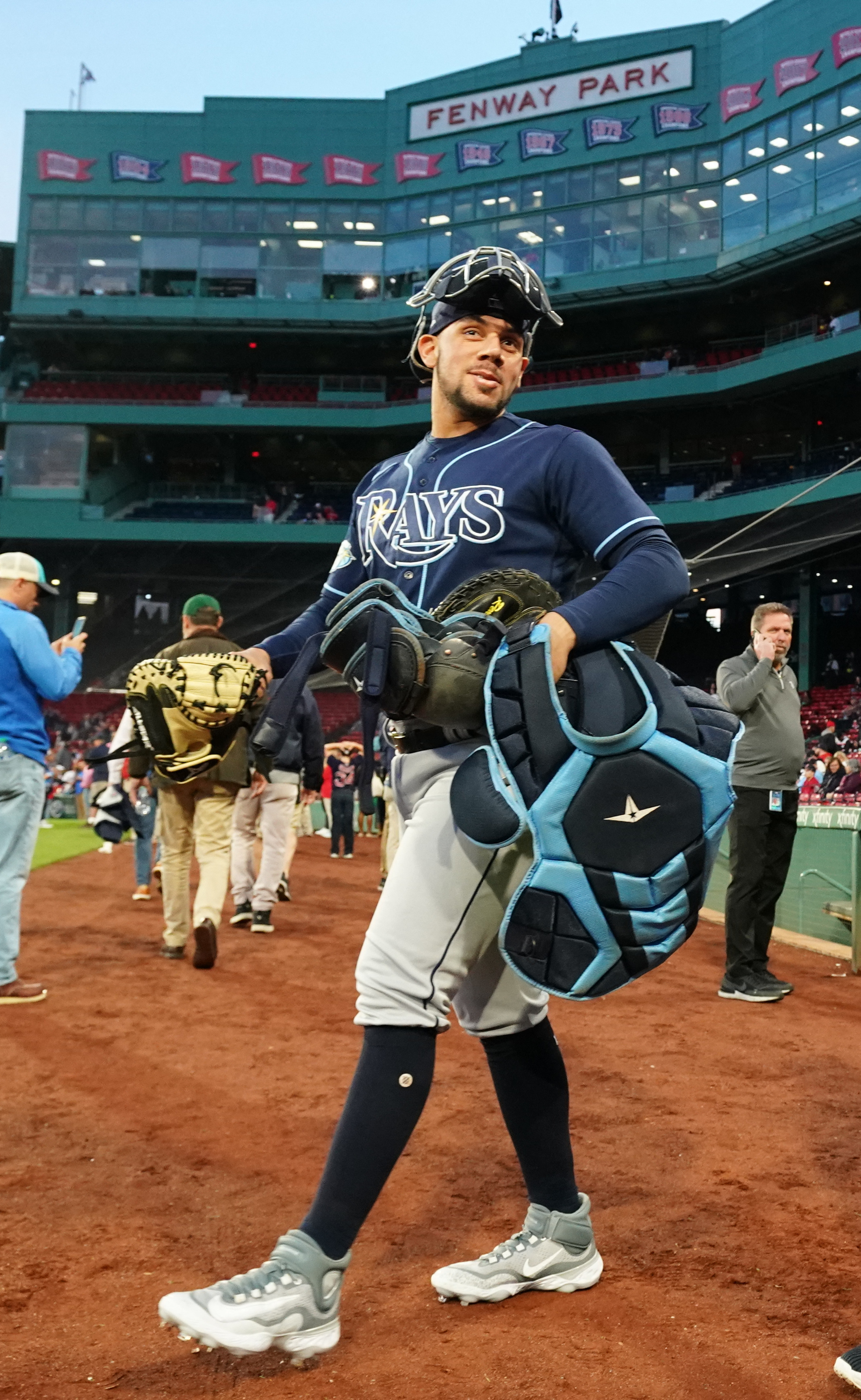 Tampa Bay Rays beat Boston Red Sox to become the first team since