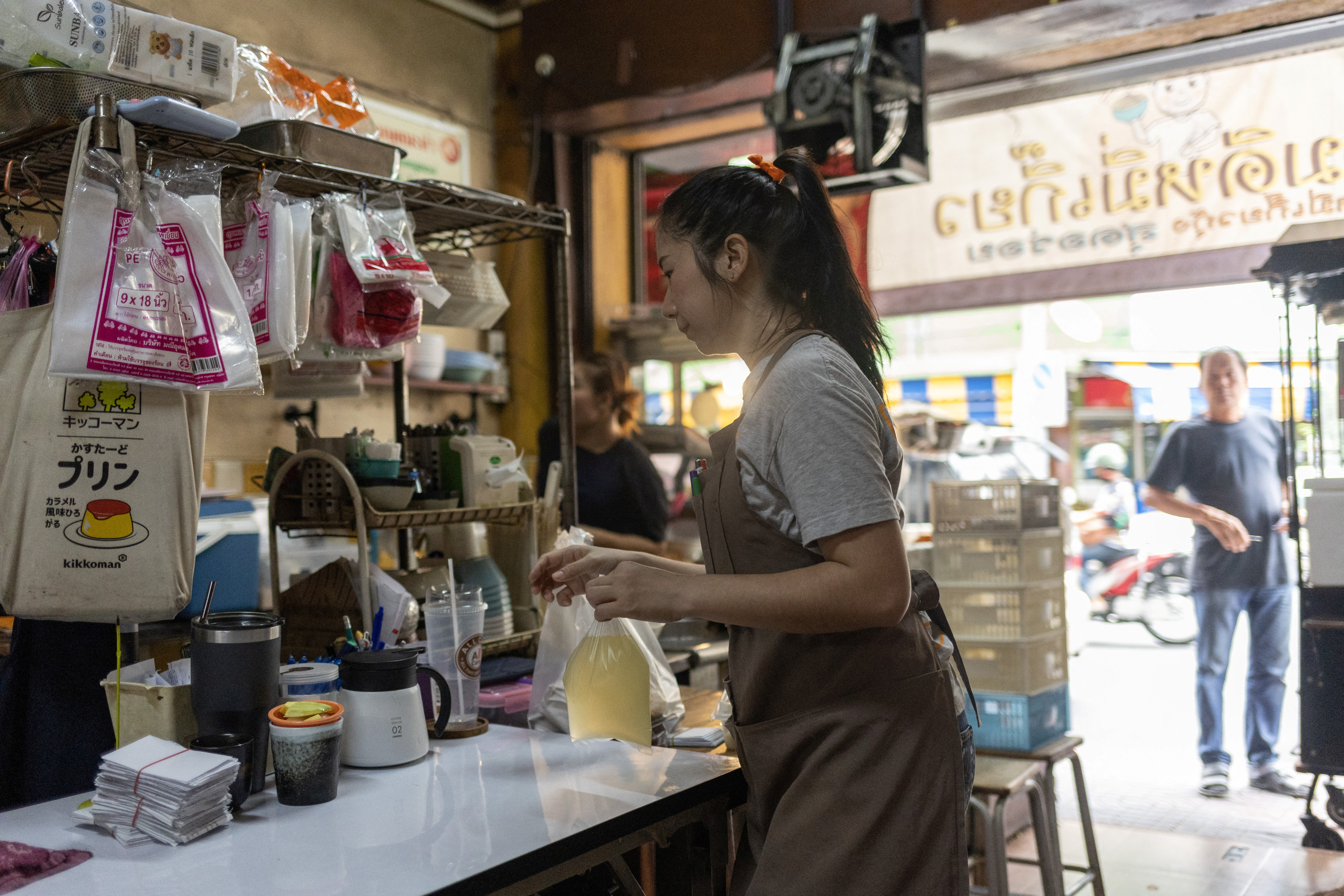 タイ就業者数、第4四半期は前年比1.7％増　観光部門が支える
