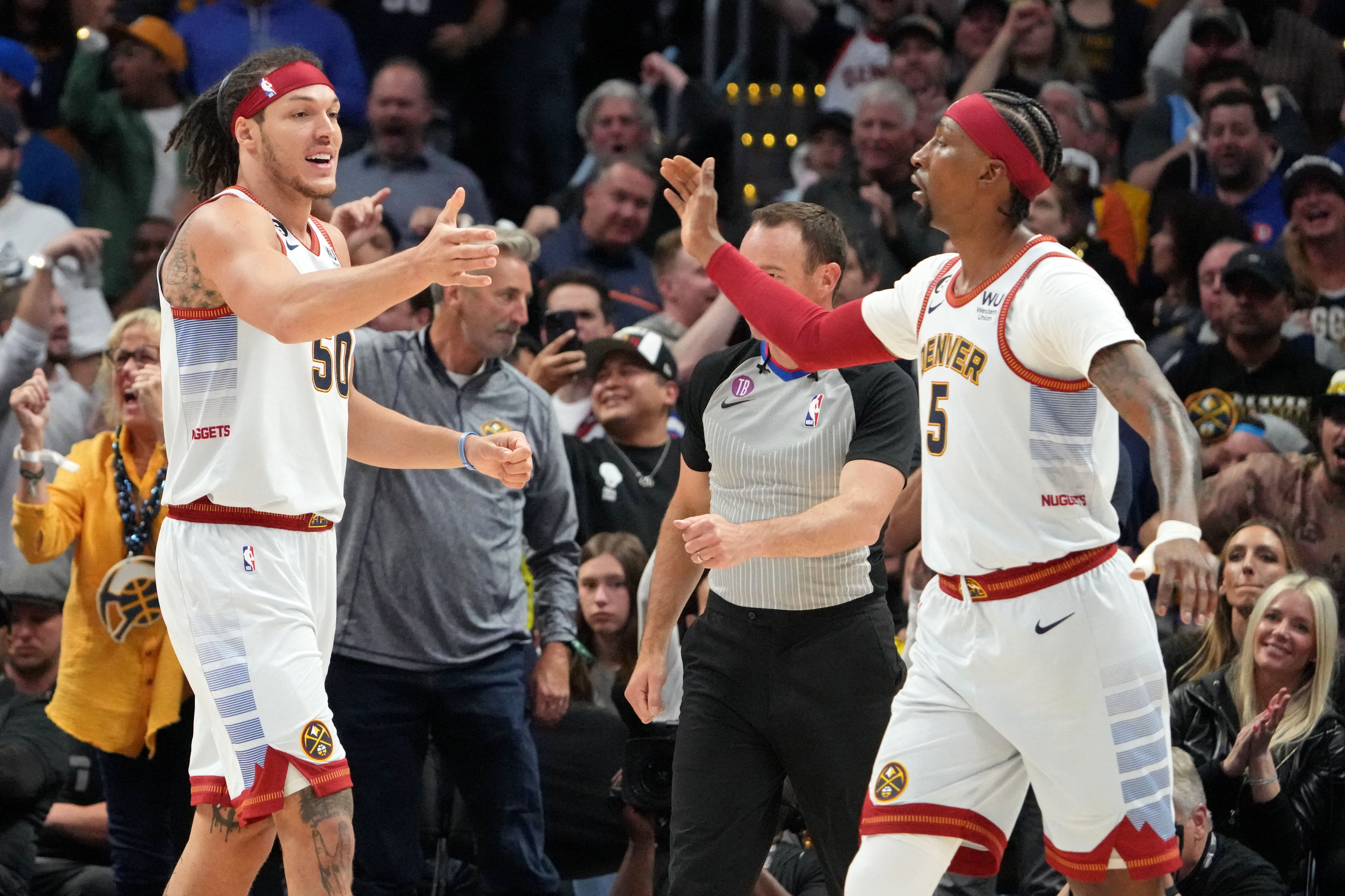 After the Nuggets won their first NBA title, Nikola Jokić took time to hug  every Heat player before celebrating