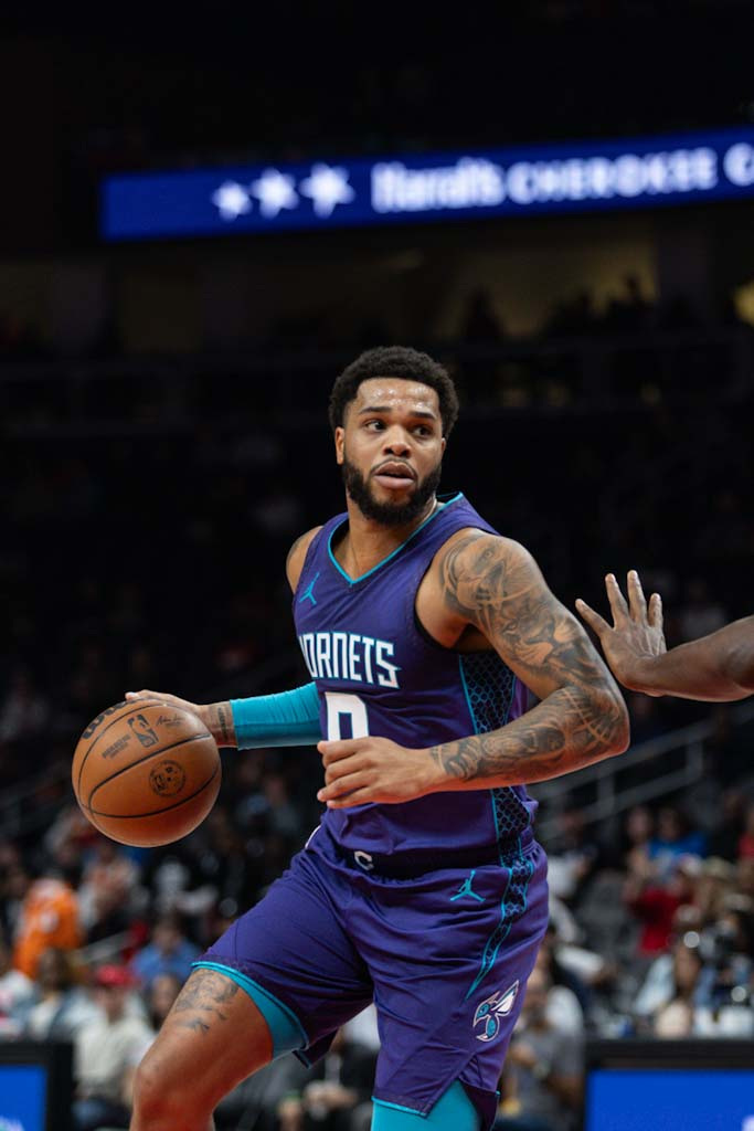 Trae Young piles up 38 points as Hawks edge Hornets | Reuters