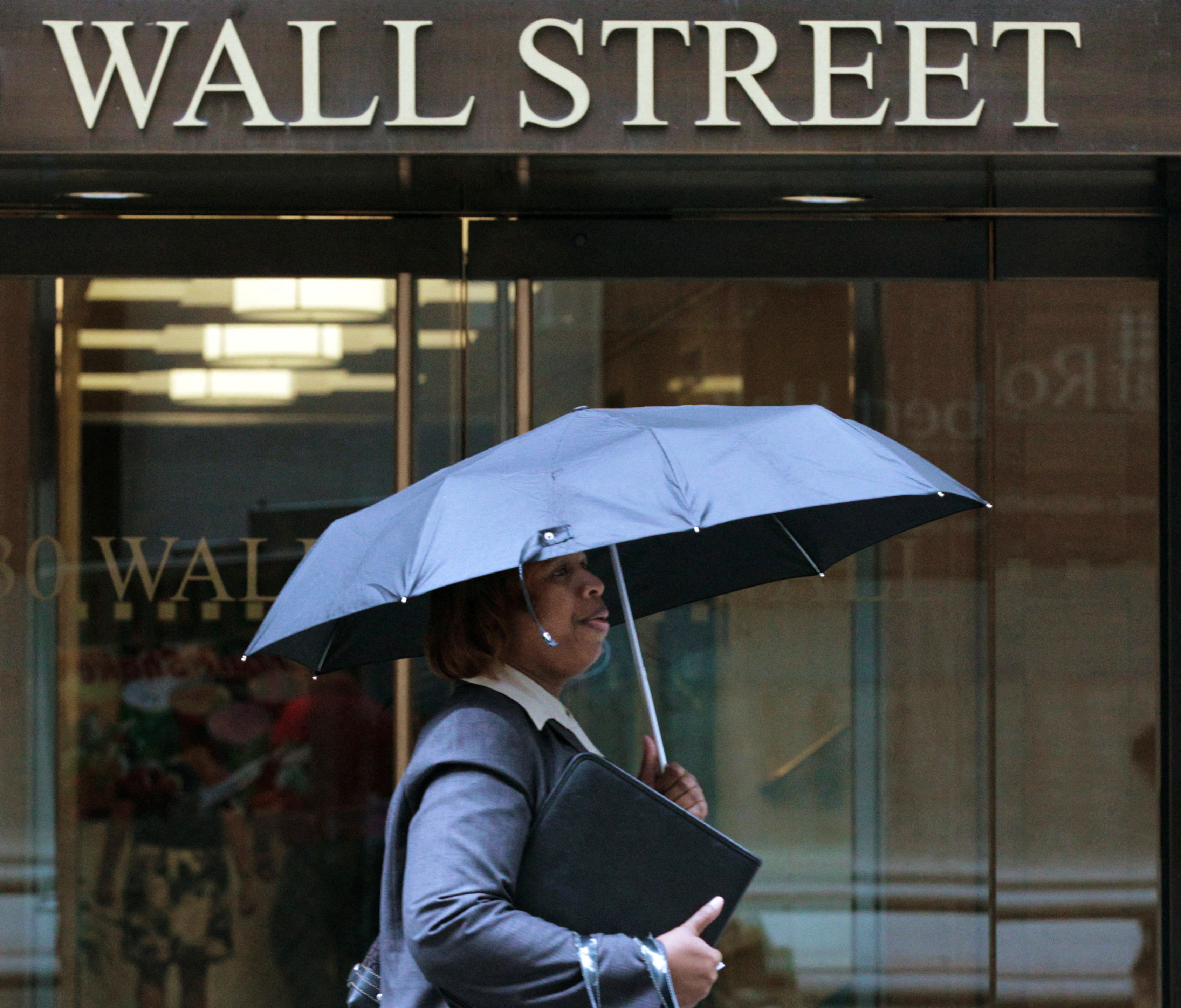 Wall Street's Trading Boom Masks a Deeper Economic Unease