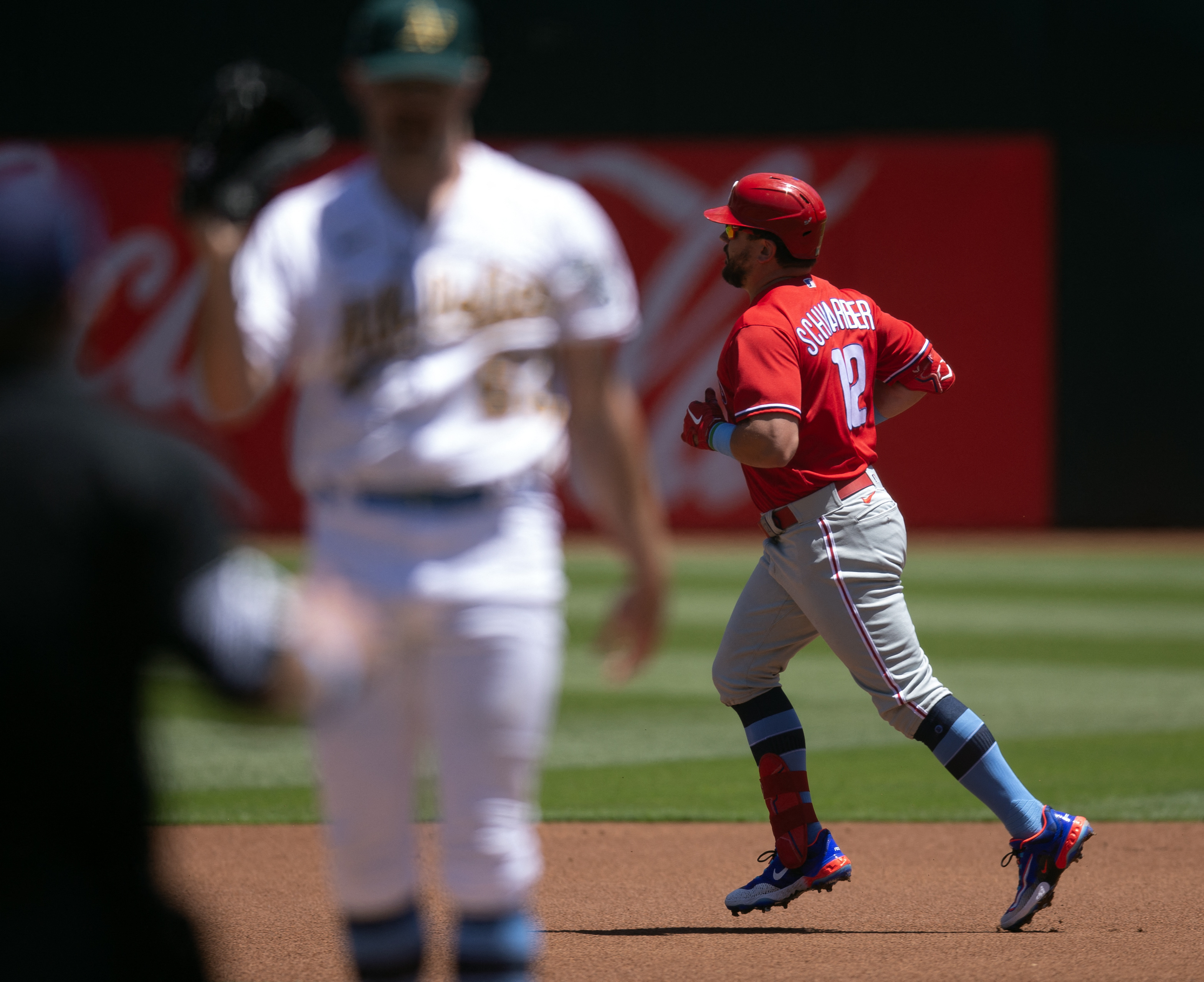 Zack Wheeler, Phillies finish off sweep of A's