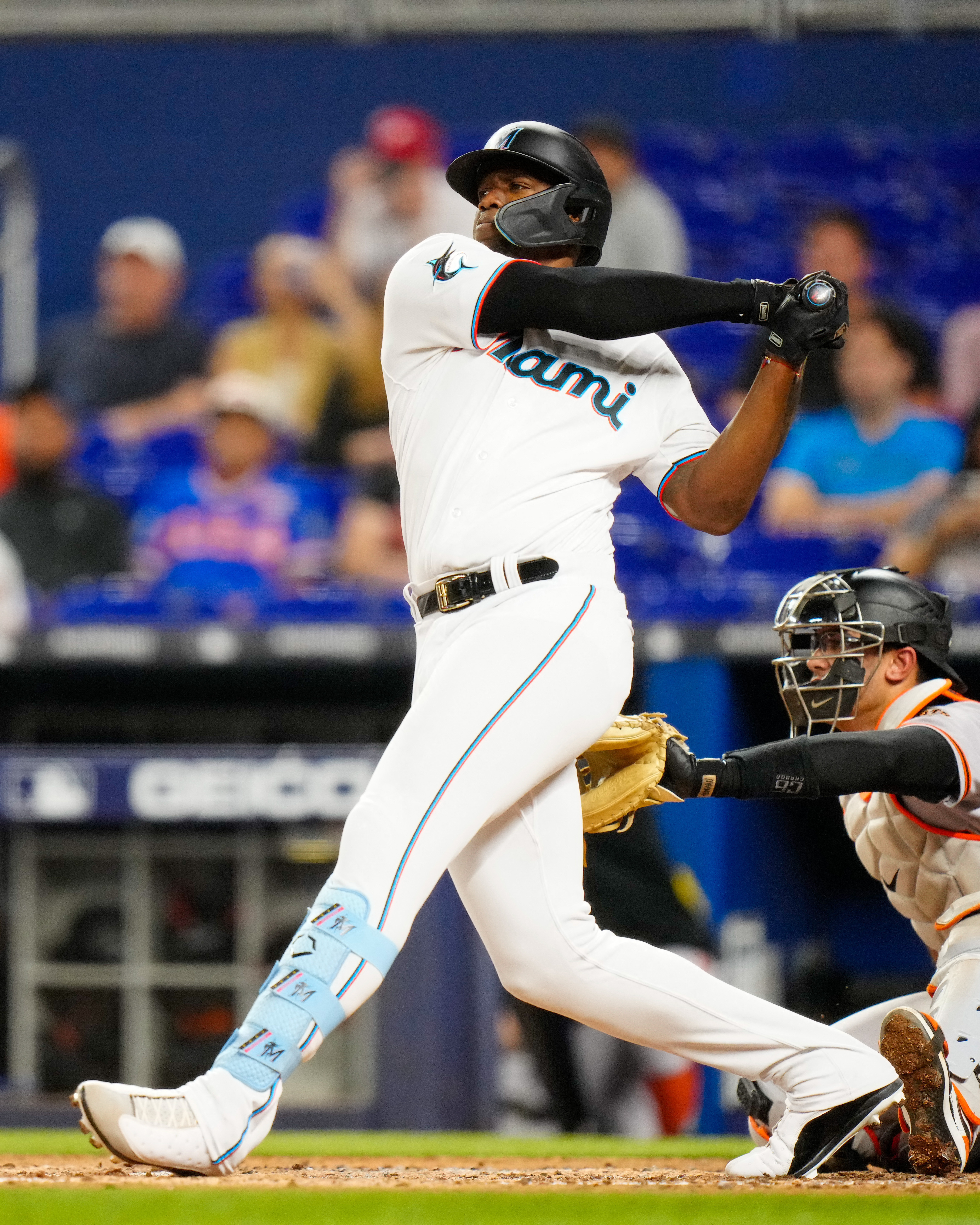 jazz-chisholm-s-homer-leads-miami-marlins-over-san-francisco-gia