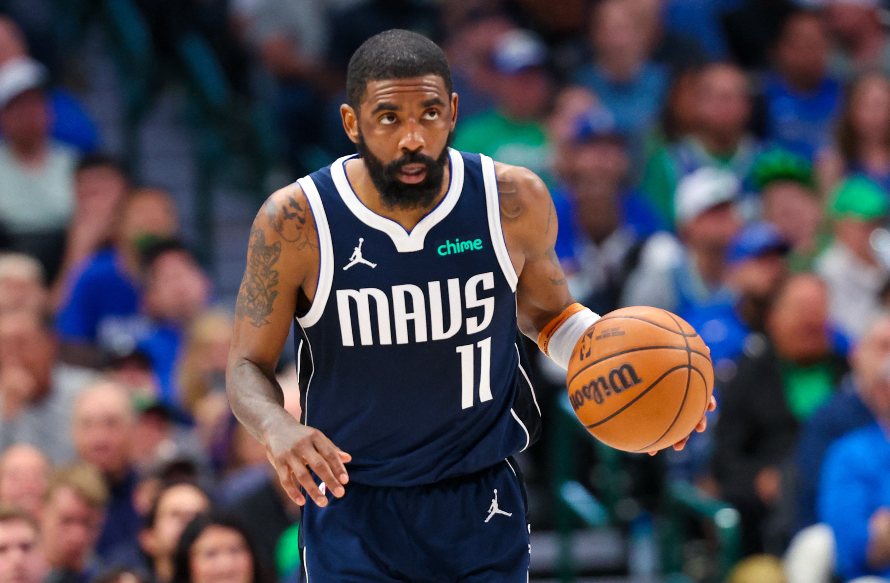 Kyrie Irving buzzer beater lifts Mavericks past Nuggets | Reuters