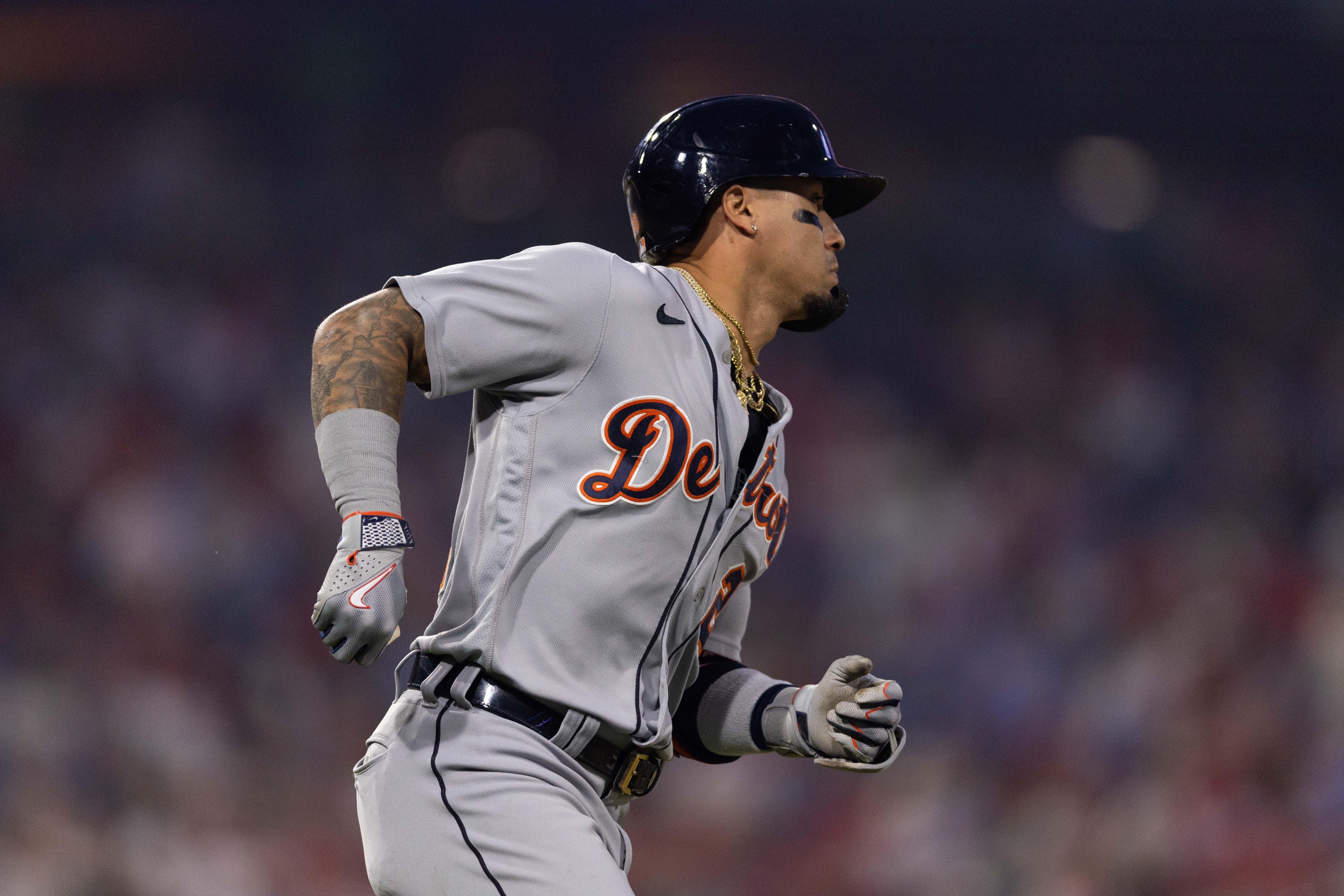 Tigers 5, Angels 4 (F/10): Miguel Cabrera and Will Vest save the