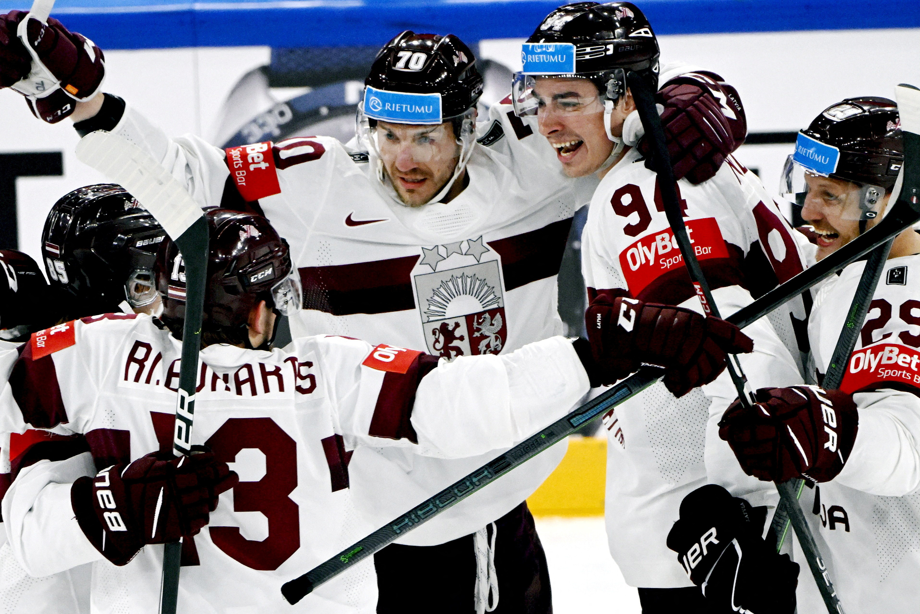 Ice Hockey-Latvia beat U.S