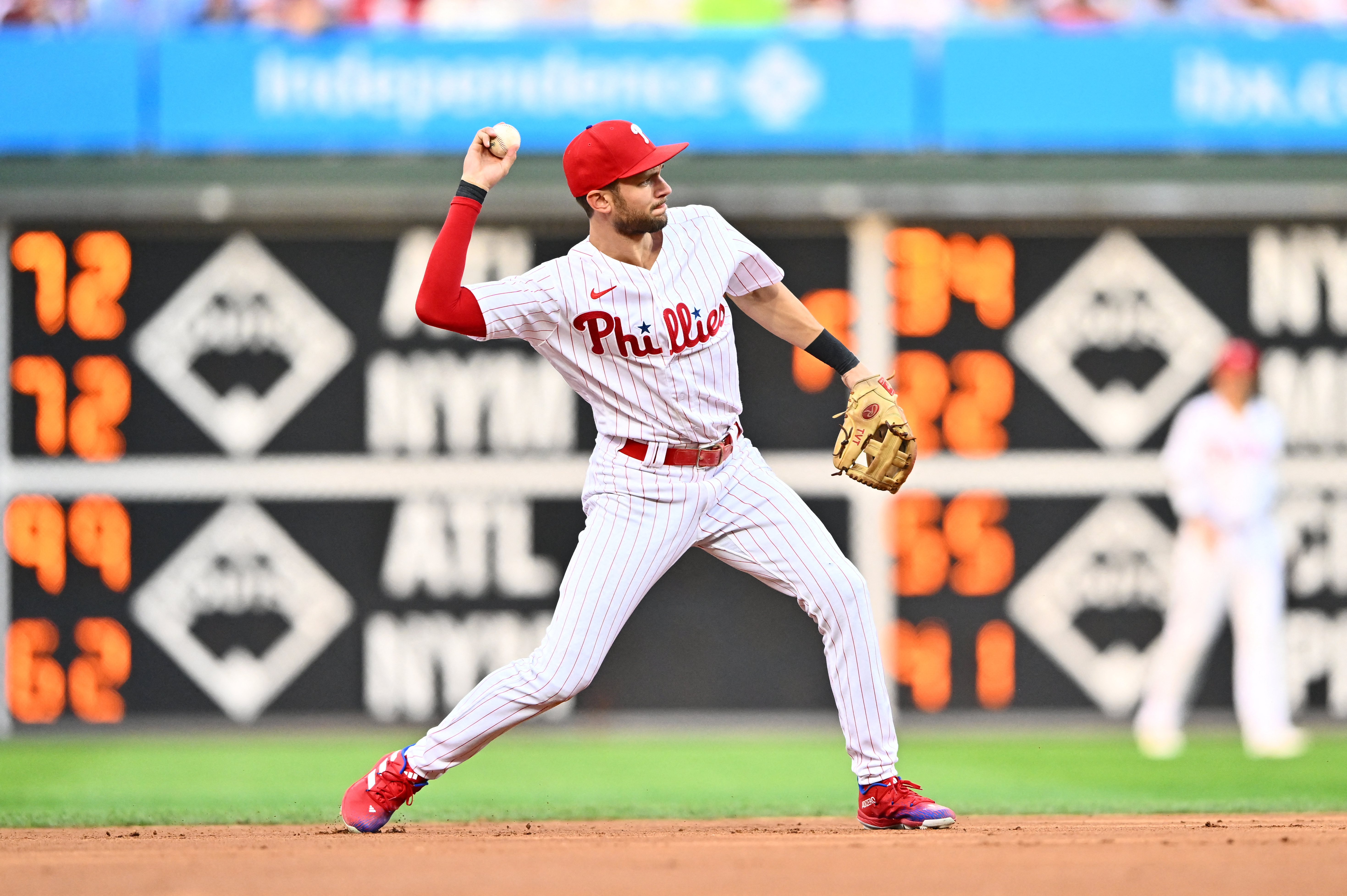 Joey Gallo homers twice, Pablo López throws 6 shutout innings in Twins' 8-1  win over Phillies