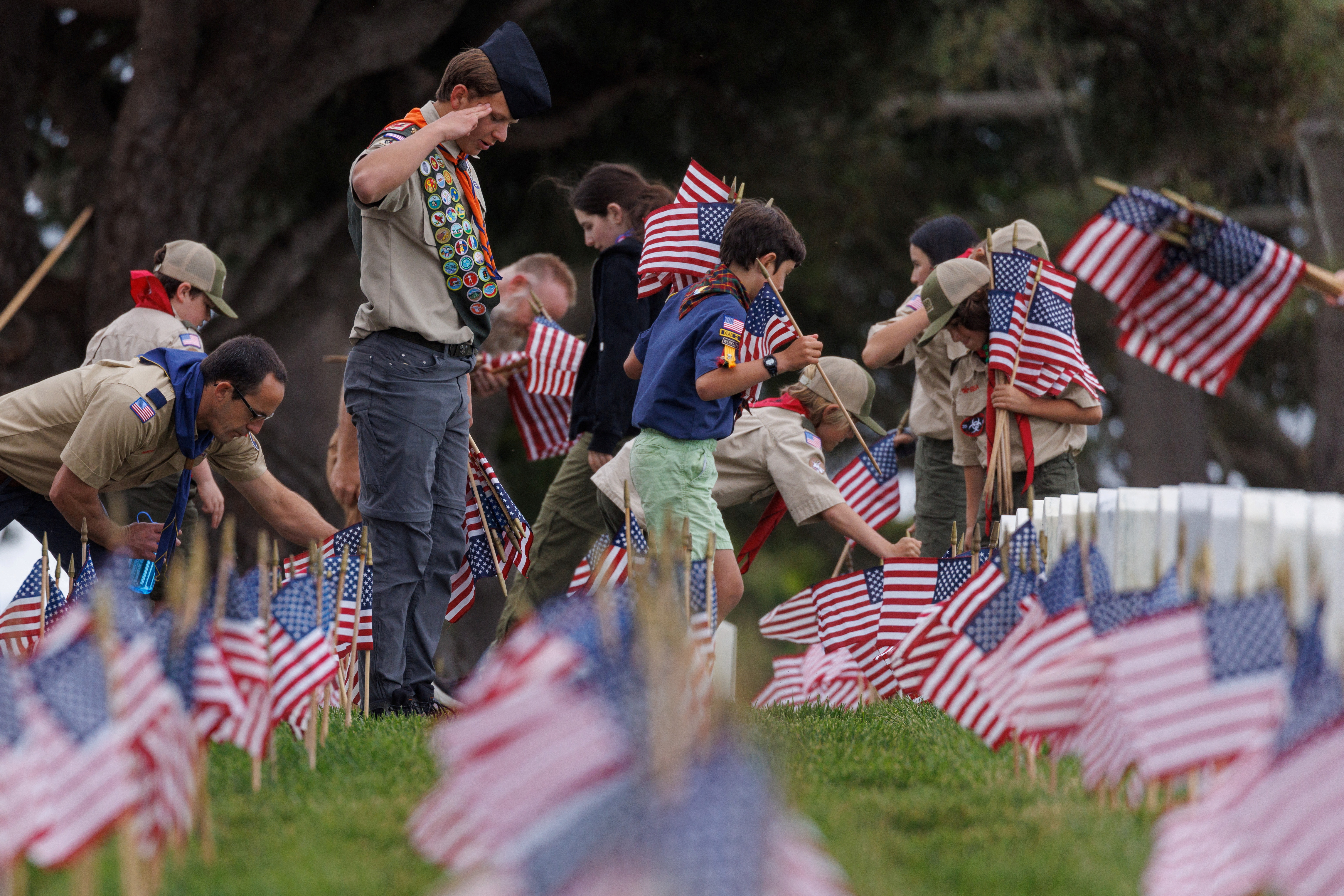 Preparations for Memorial Day in San Diego