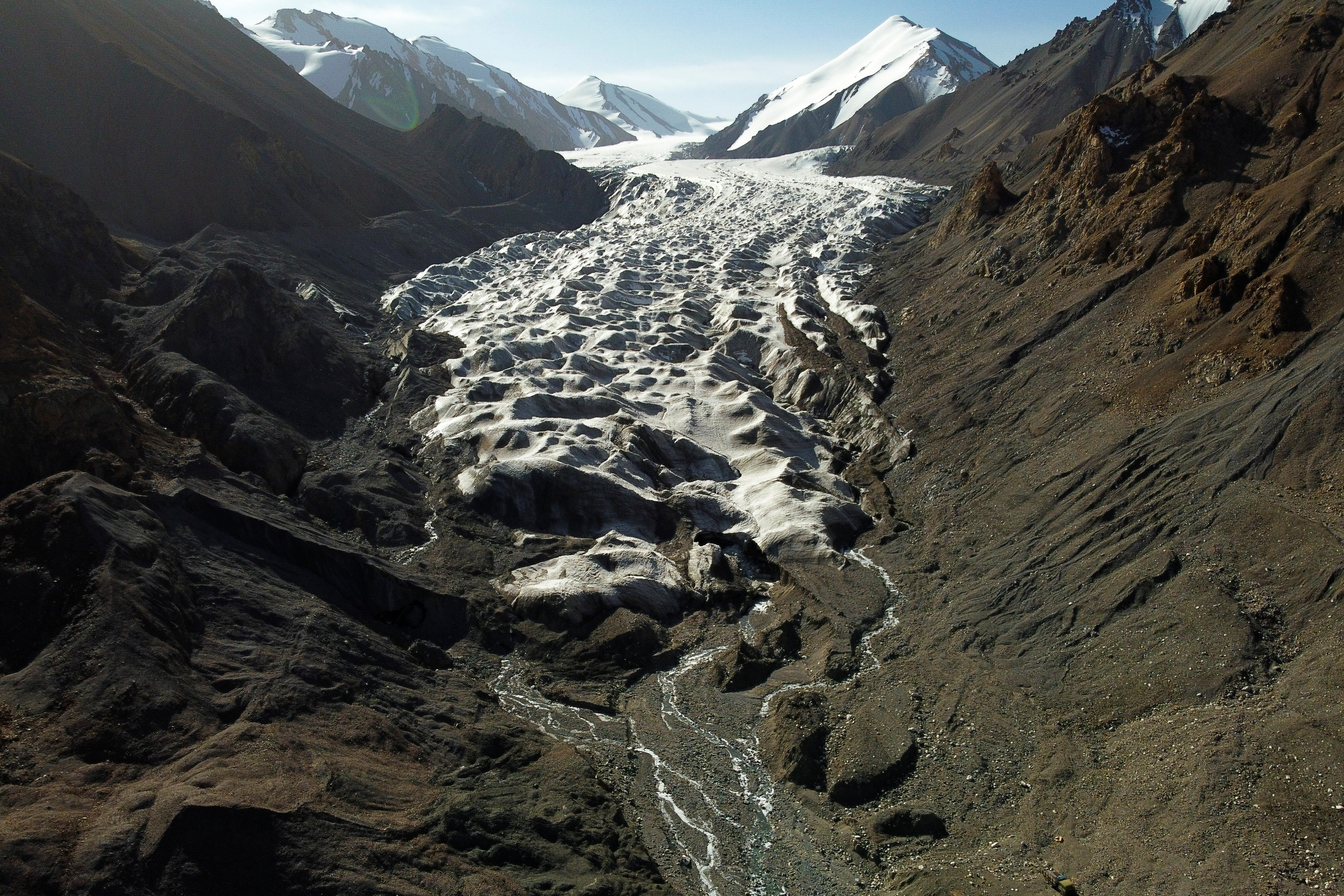 The Wider Image: The thaw of the Third Pole: China's glaciers in retreat