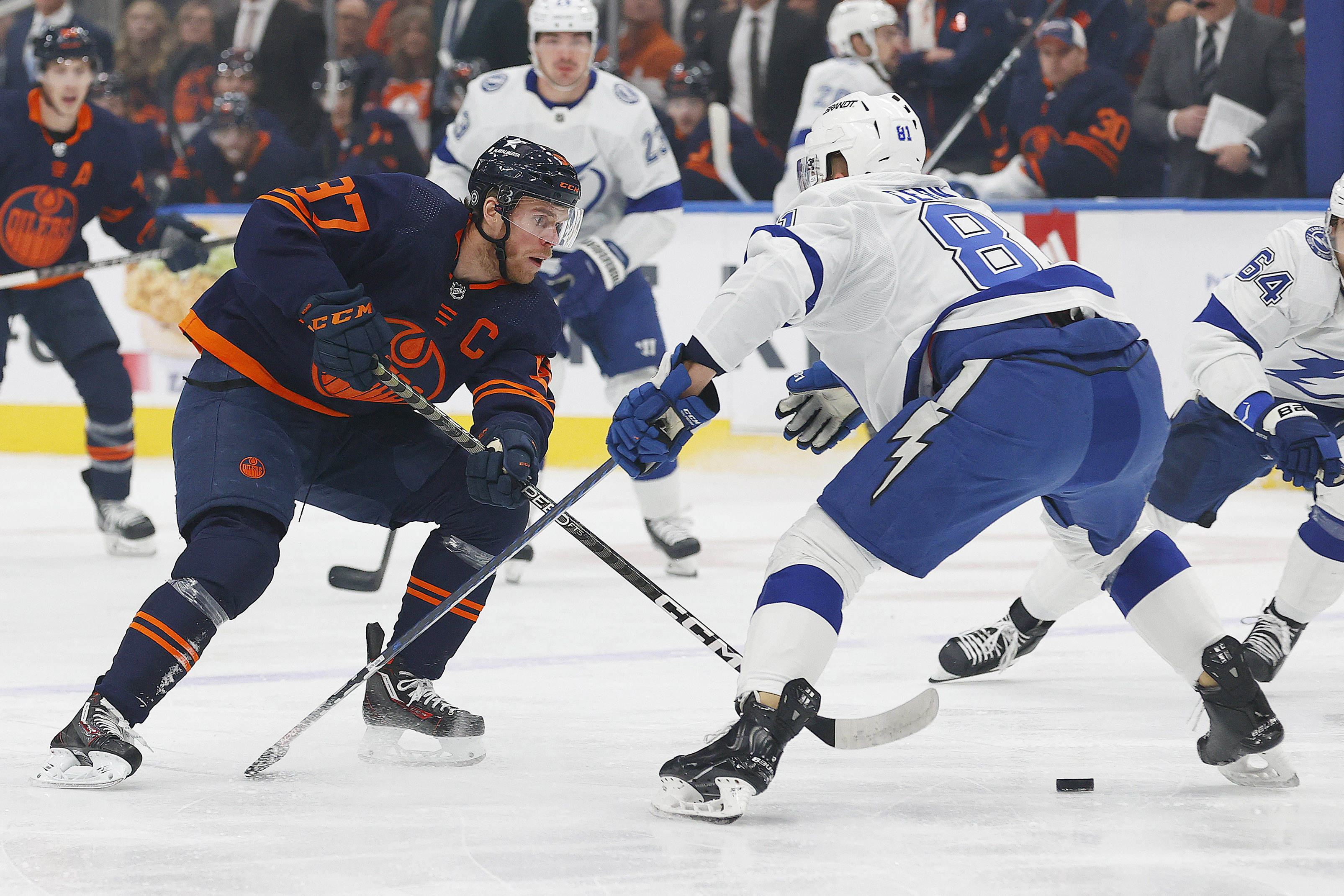 Steven Stamkos Posts First 4 Goal Game Lightning End Oilers Streak