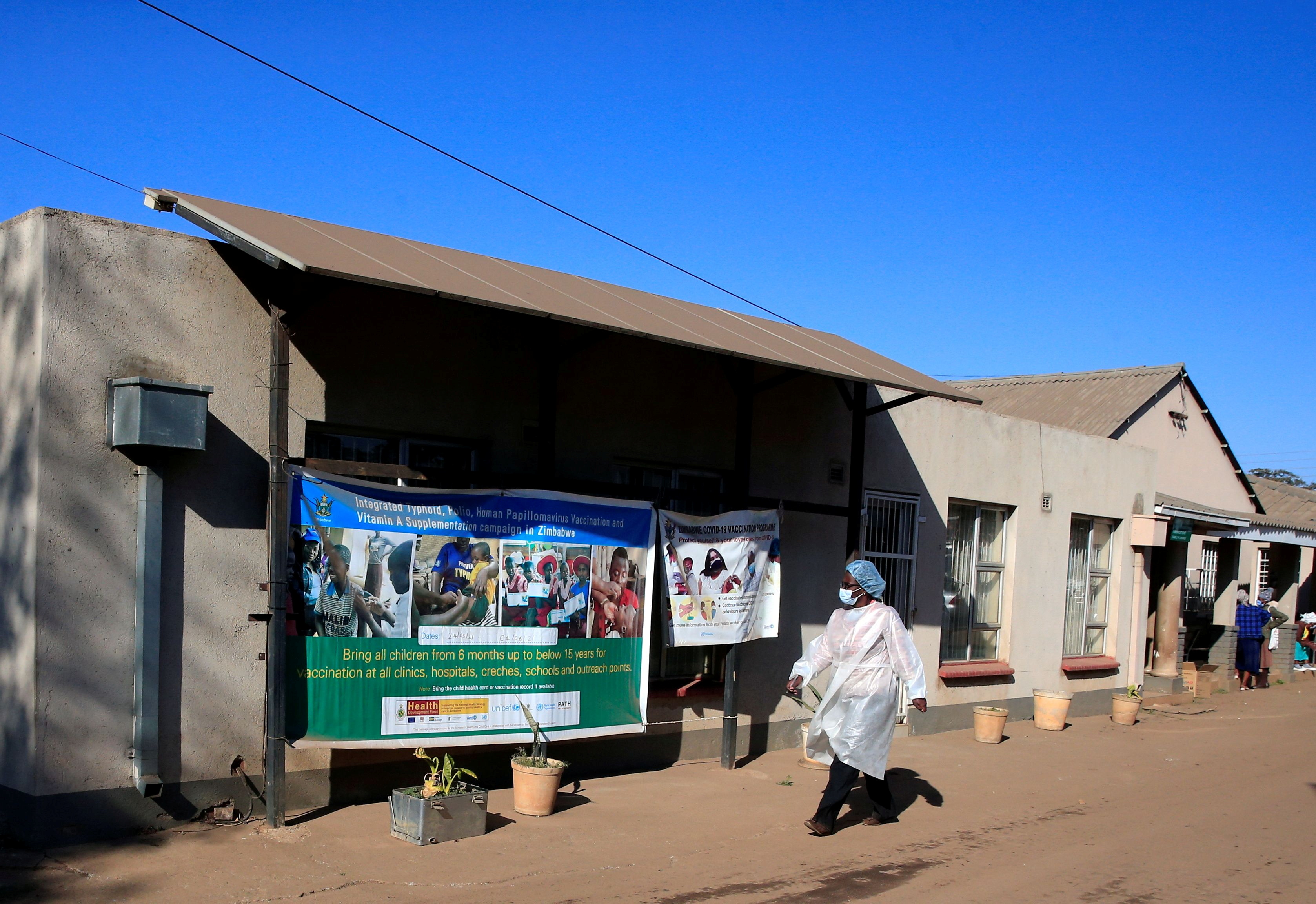 Zimbabwe Orders COVID-19 Vaccination For All Civil Servants | Reuters