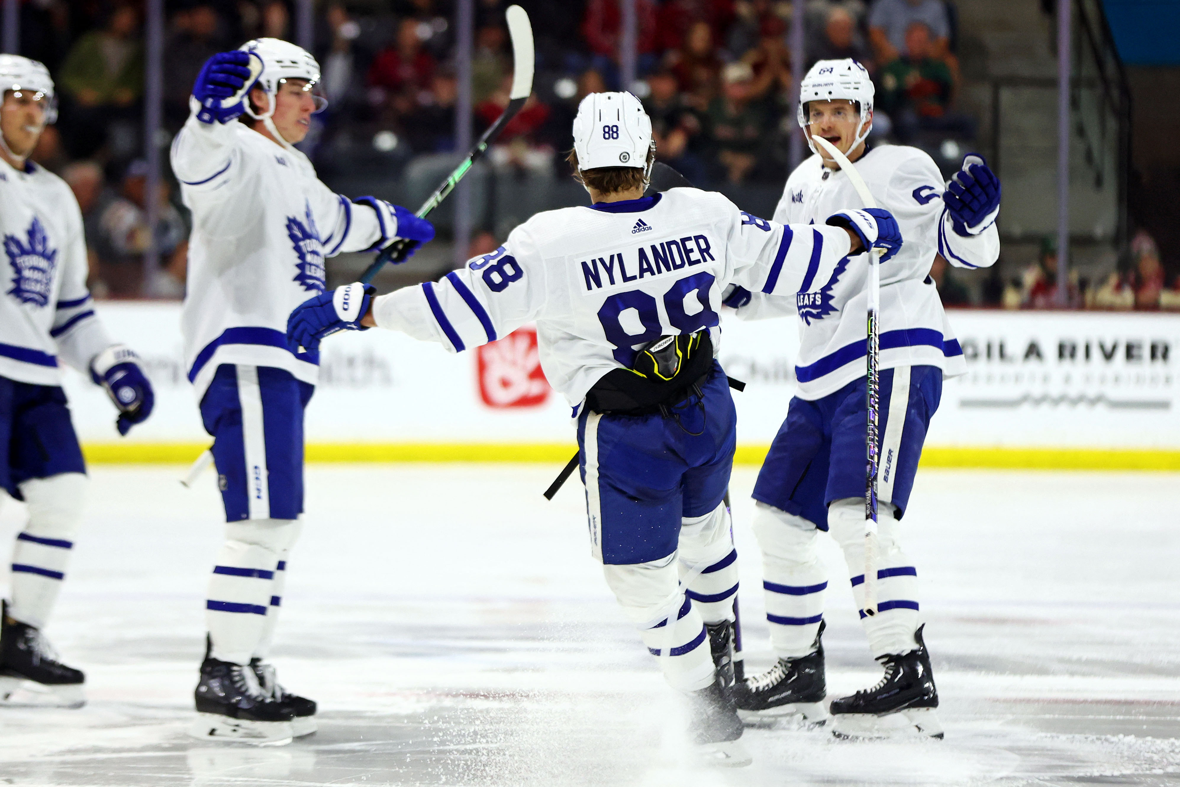 Auston Matthews tops 50-goal mark as Leafs beat Coyotes | Reuters