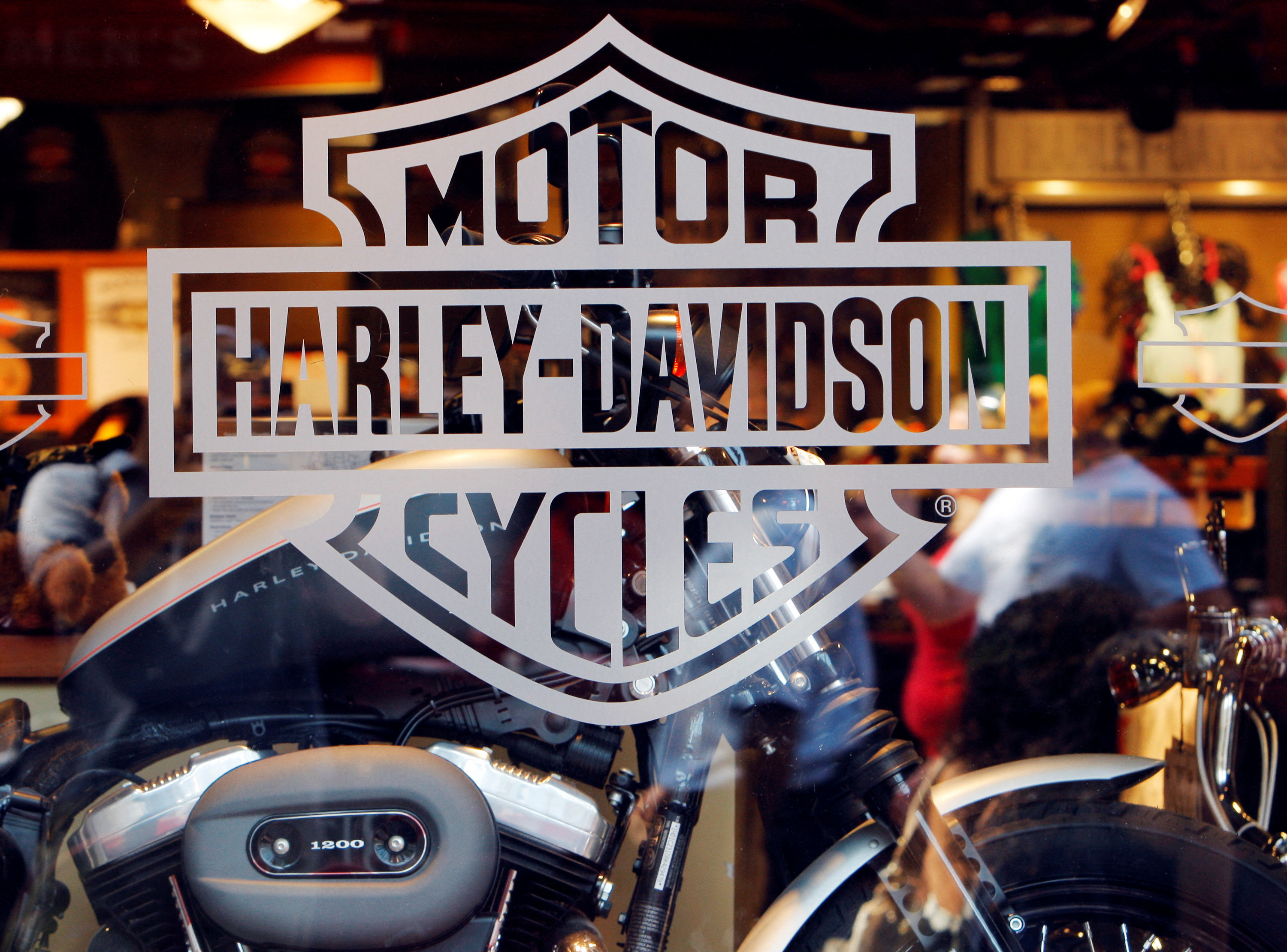 Harley-Davidson halts motorcycle production, shipping for two weeks