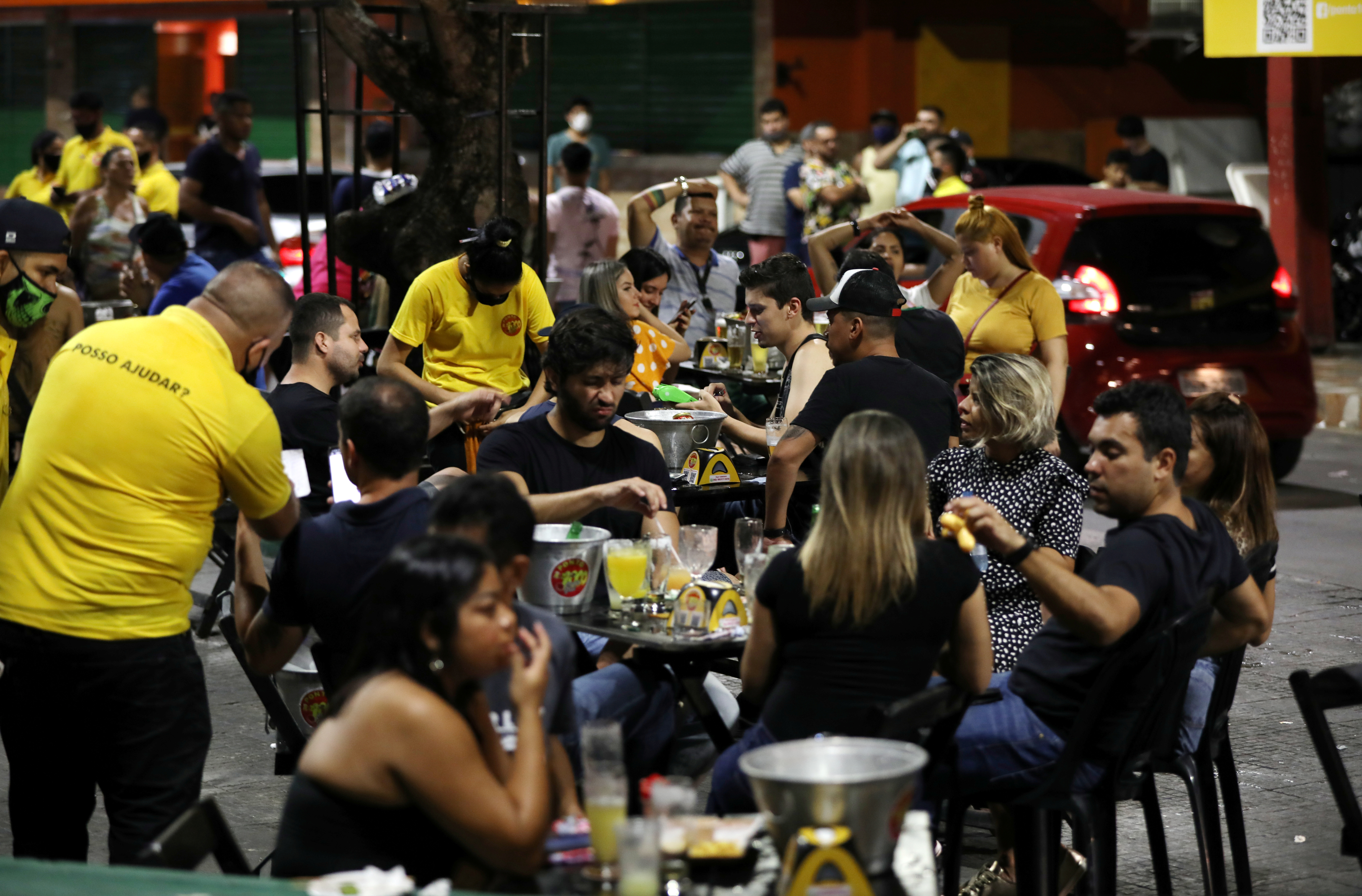 ブラジルのサービス業活動、3月は拡大に転換　予想も上回る