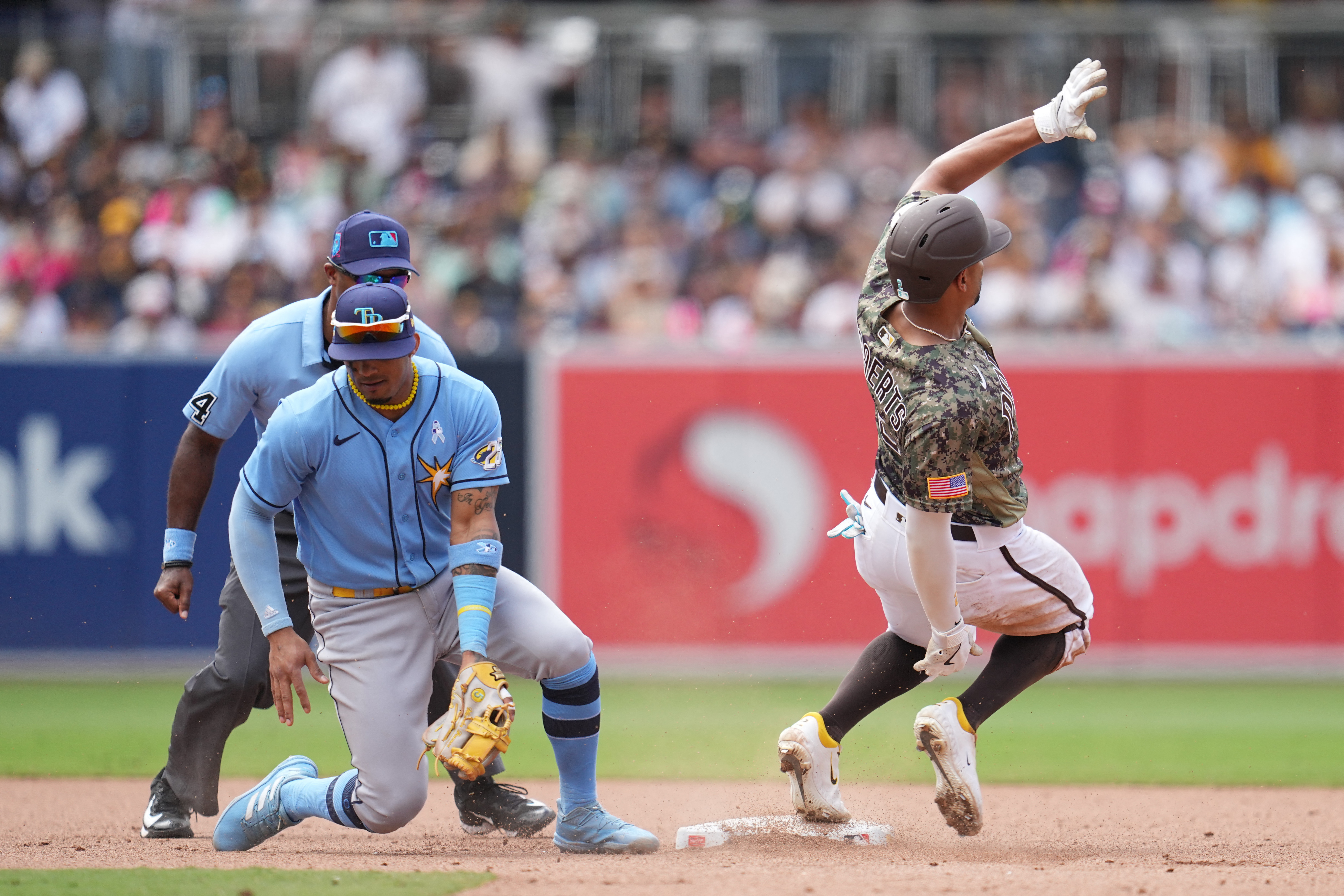 Padres fail first litmus test against a far more resourceful Rays