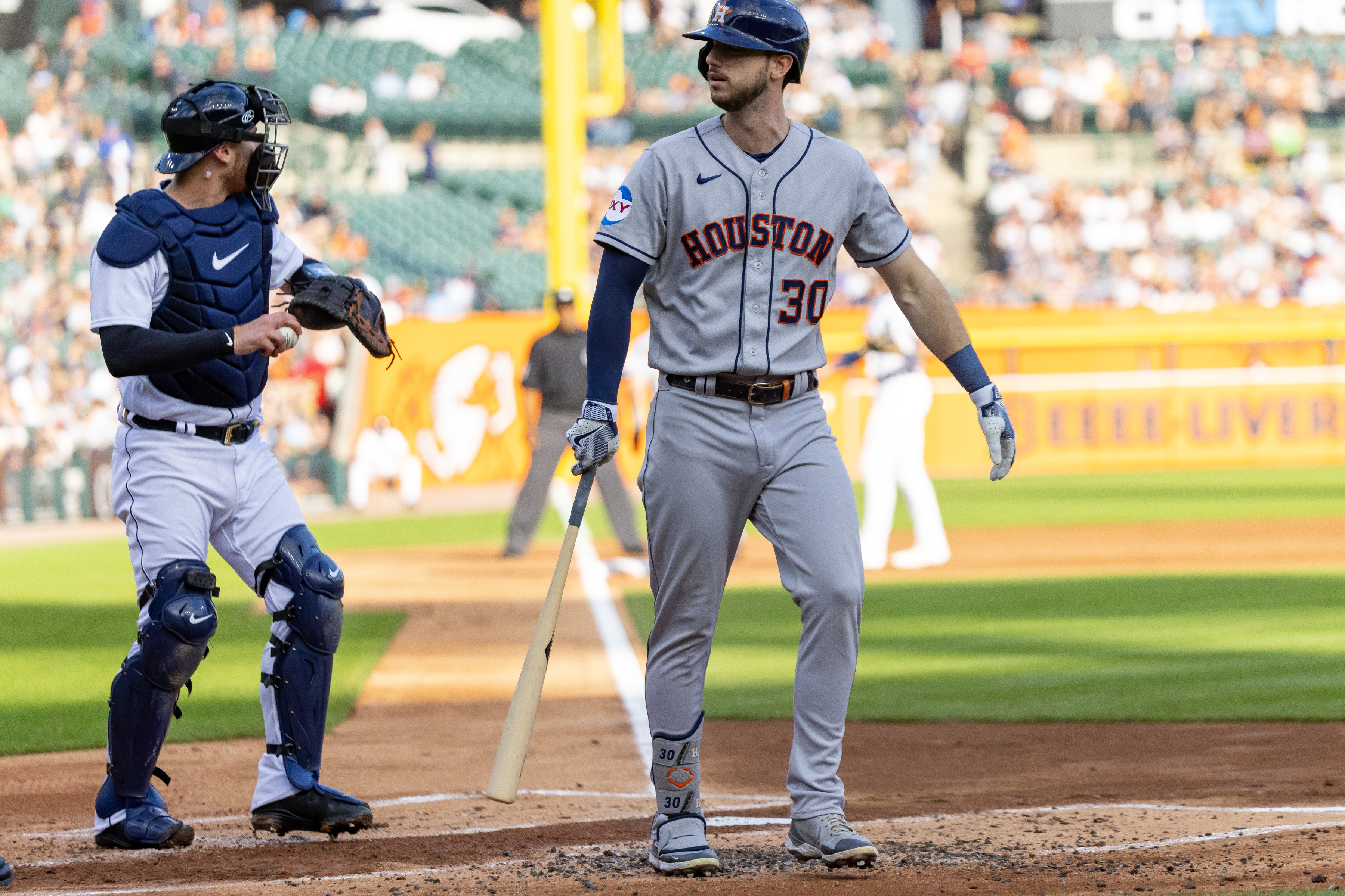 Bregman leads Astros to a 9-2 win over the Tigers