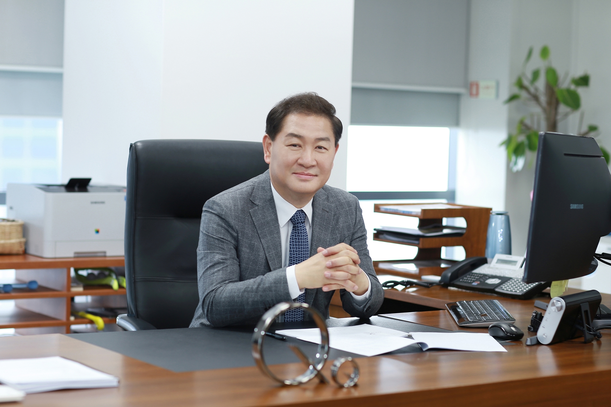 Samsung's Han Jong-hee, head of visual display business, will become a co-CEO.     Courtesy Samsung/via REUTERS