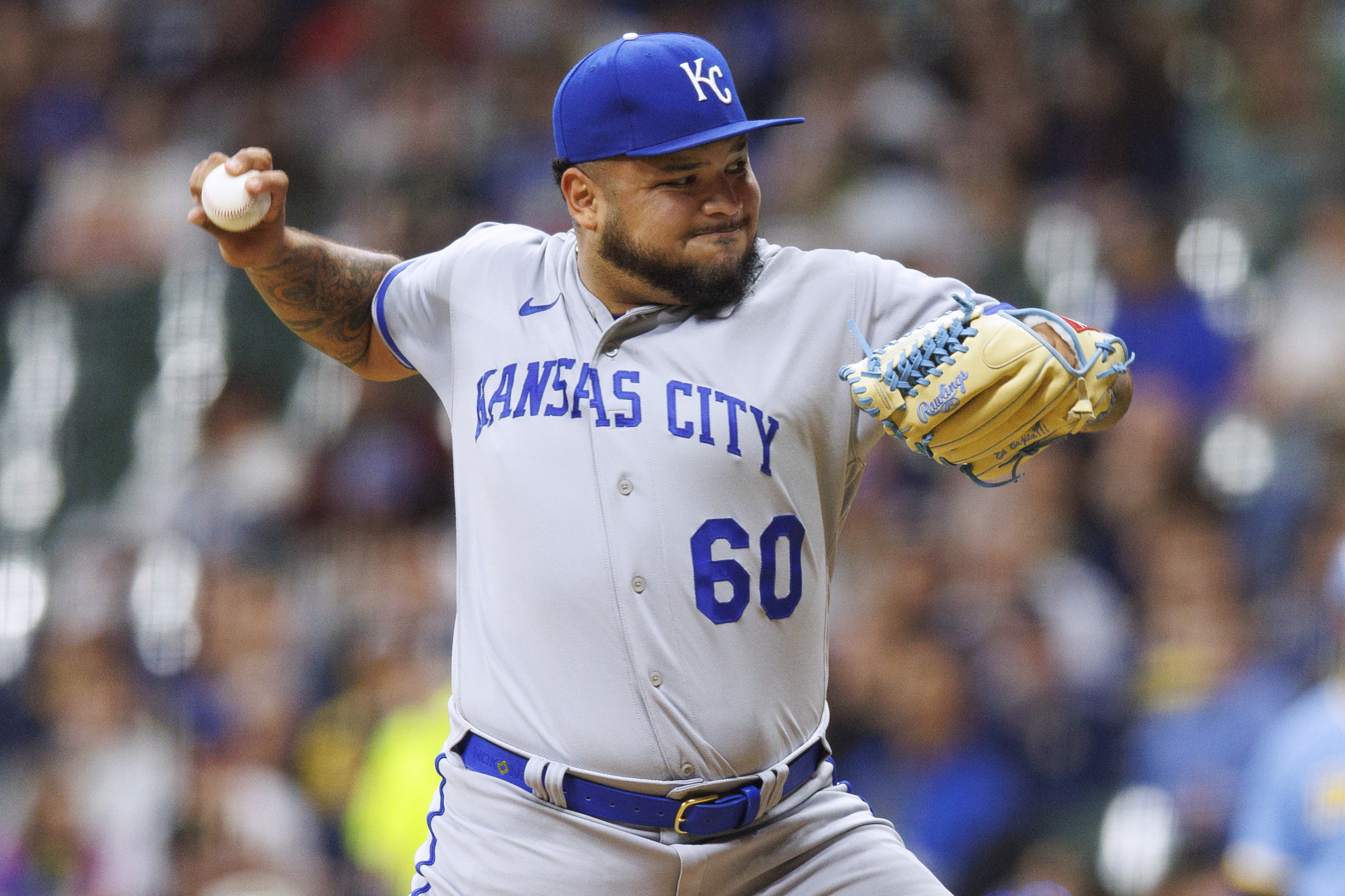 Corbin Burnes' scoreless outing carries Brewers over Royals