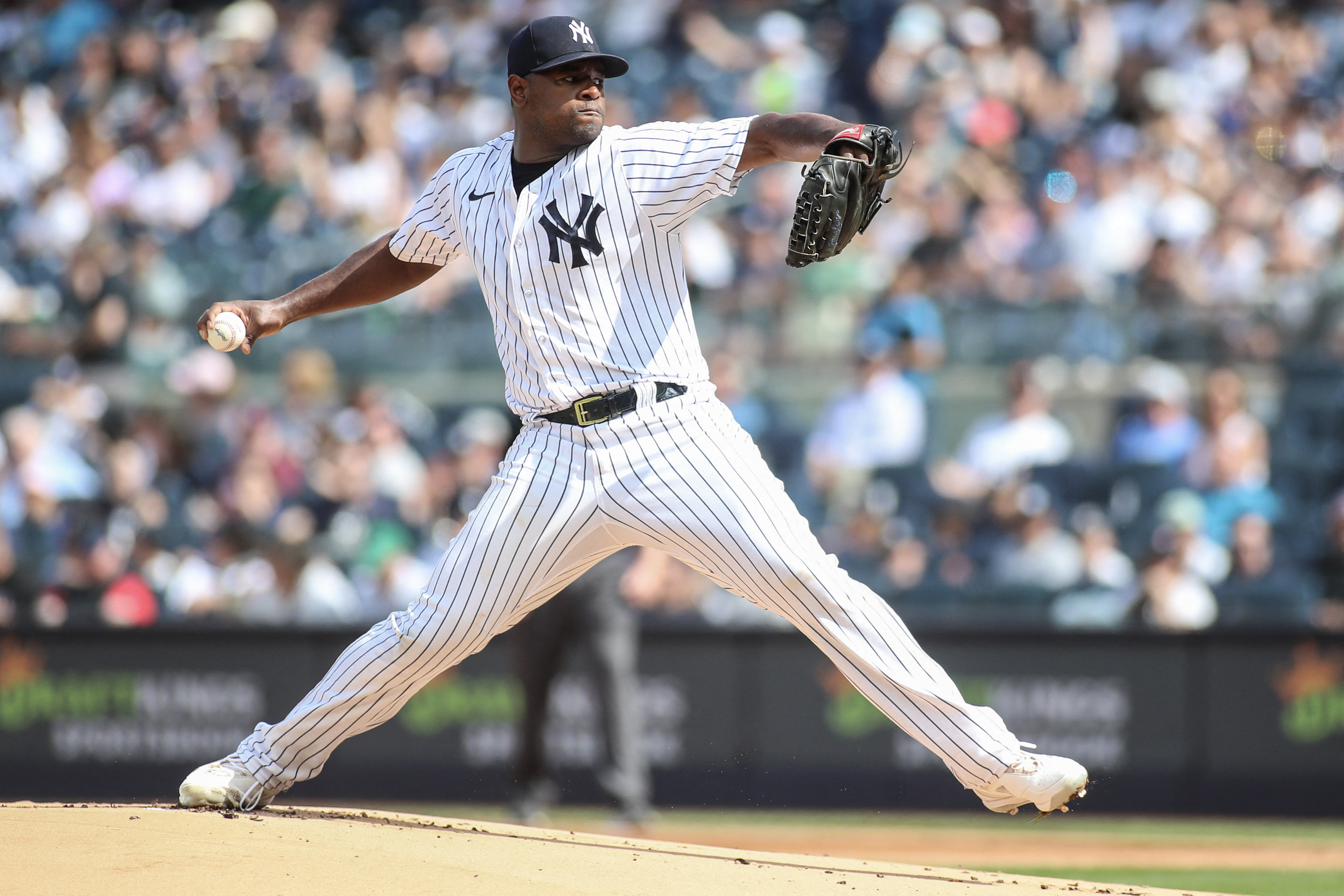 Luis Severino throws 2 scoreless as Yanks beat Rangers