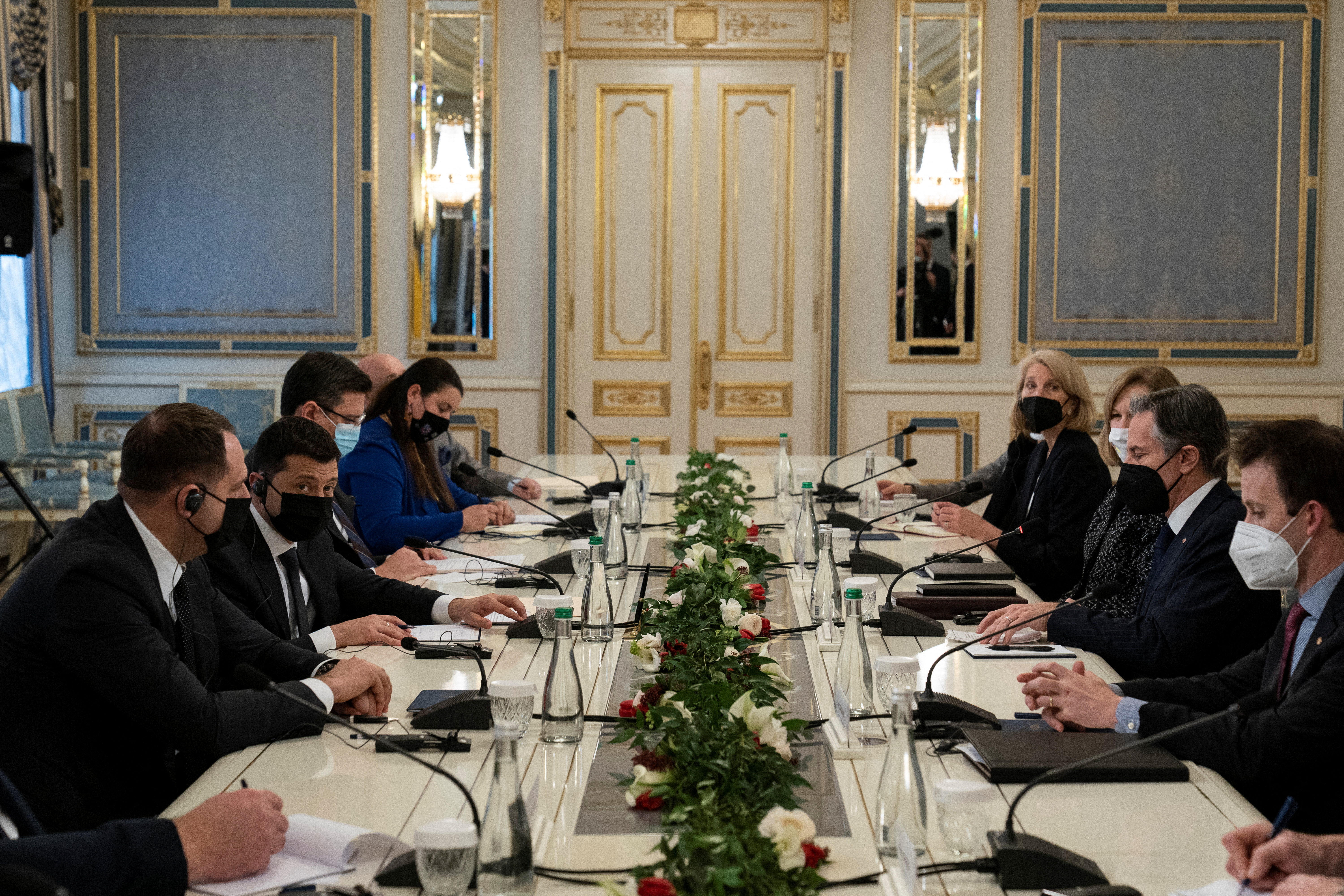 U.S. Secretary of State Antony Blinken meets with Ukrainian President Volodymyr Zelenskiy in Kyiv, Ukraine January 19, 2022. Alex Brandon/Pool via REUTERS  